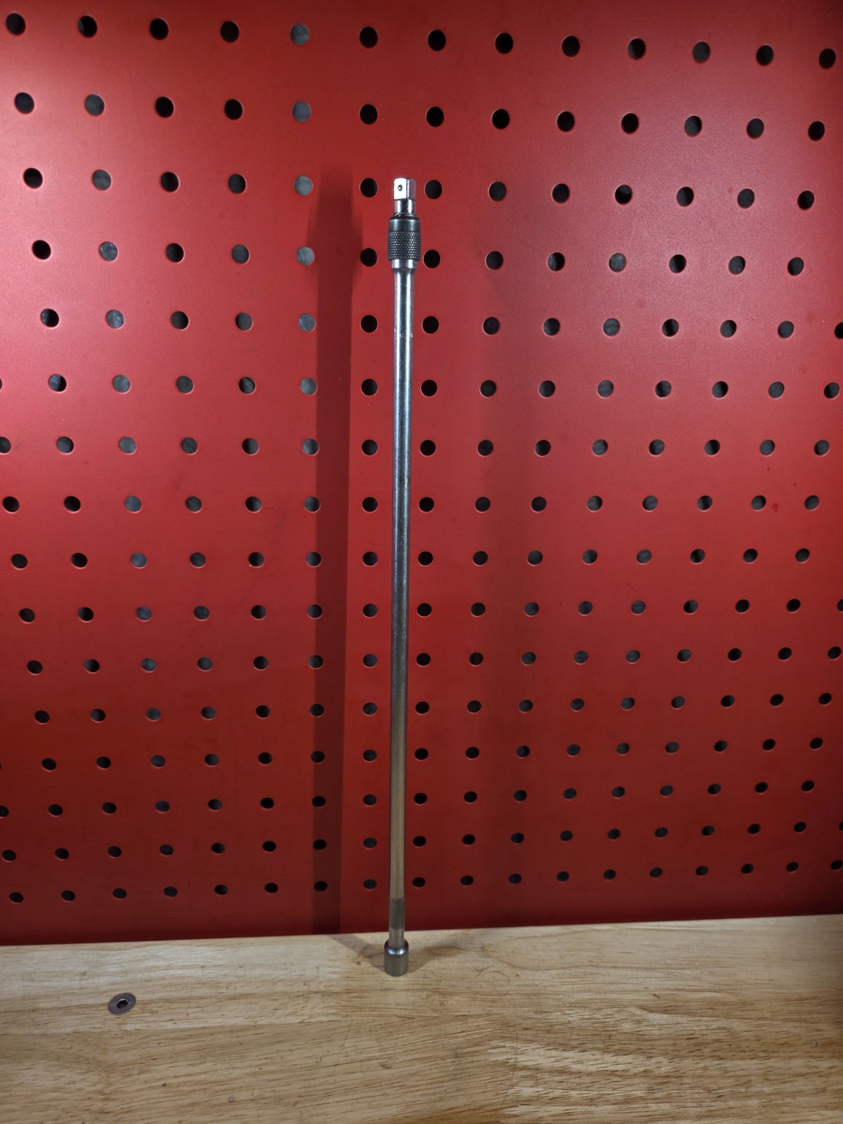 MAC Tools M14EKLQ 14″ Long 1/4″ Drive Knurled Locking Extension