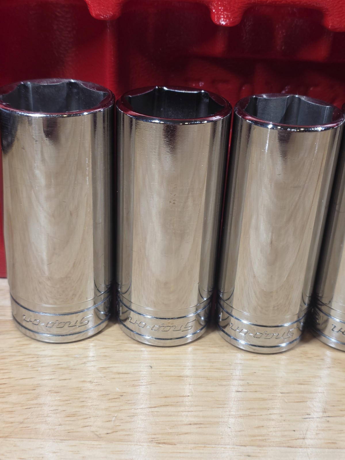 Snap-on 313TSYA 1/2″ Drive 13-Piece 3/8″ – 1-1/8″ Deep 6-Point Chrome Socket Set