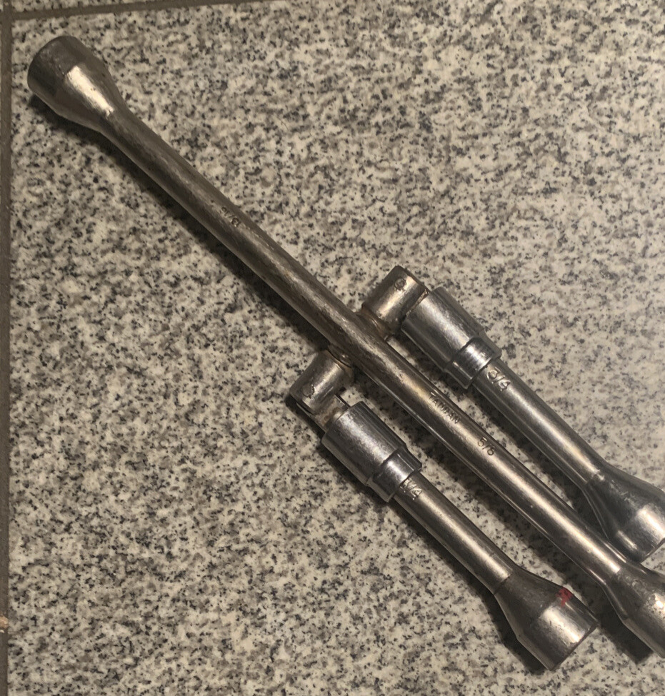 Tire Iron 14″ 4-Way Folding Lug Wrench 17mm 3/4″ 19mm 13/16″ 21mm 7/8″ 22mm
