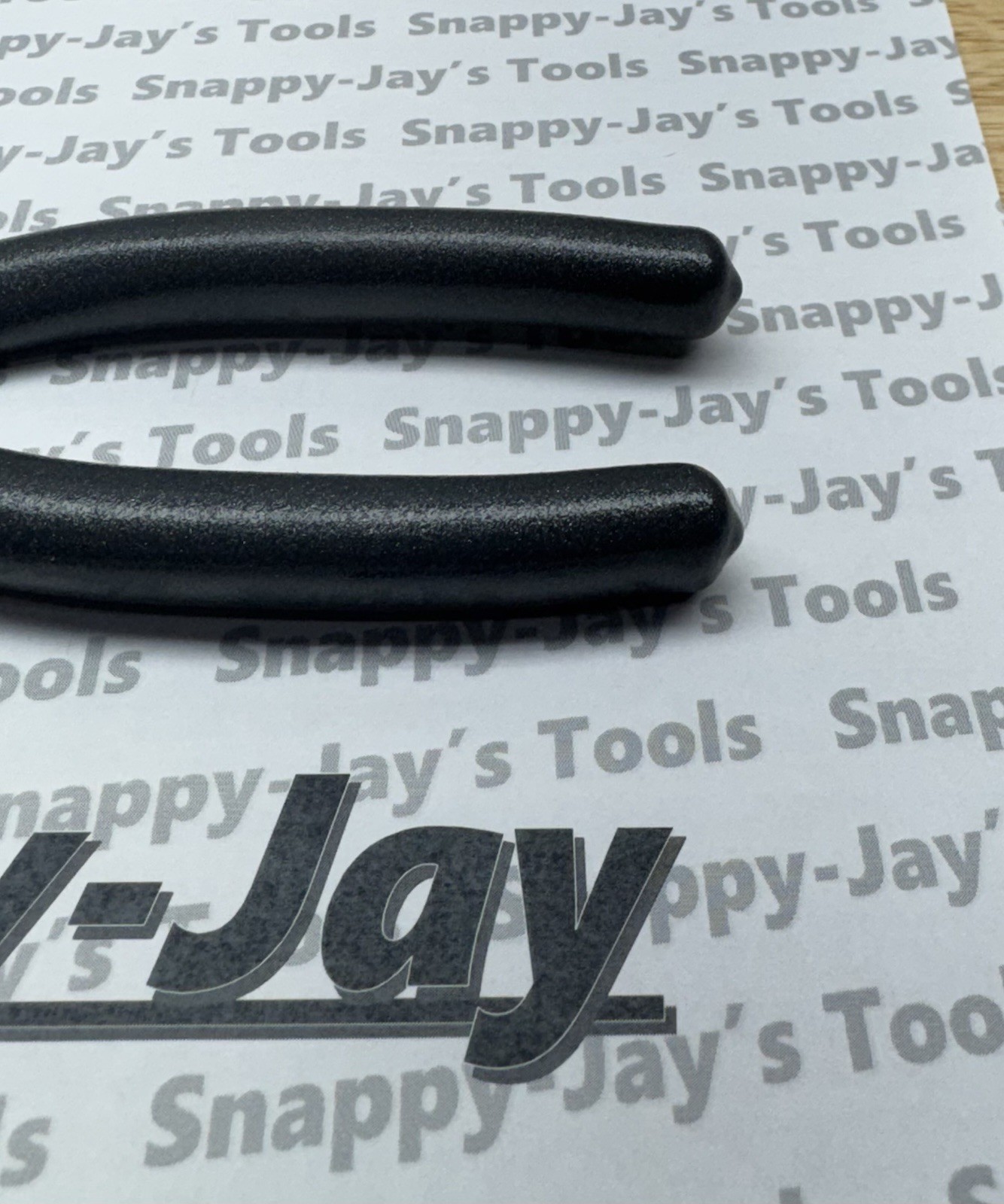 Snap-on Tools USA NEW DARK TITANIUM Soft Grip 7″ Diagonal Cutter Pliers 87BCFDT