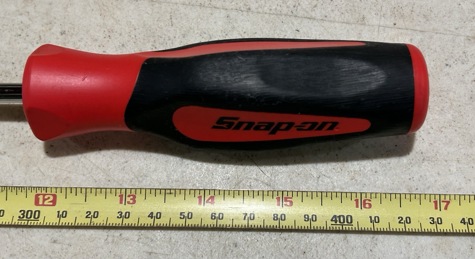 Snap-On SGDP122B #2 Philips Long Shaft Red Instinct Handle. 17” OAL.
