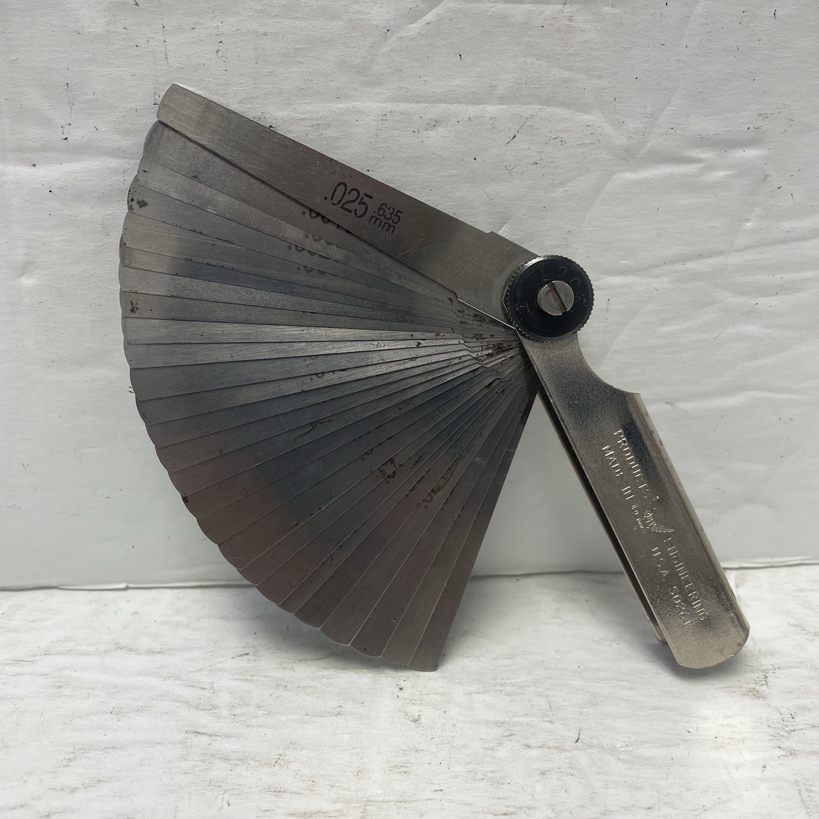 Feeler Gauge 5026T Products Engineering – (0.25mm-0.24mm)(.635mm-.610mm) Used