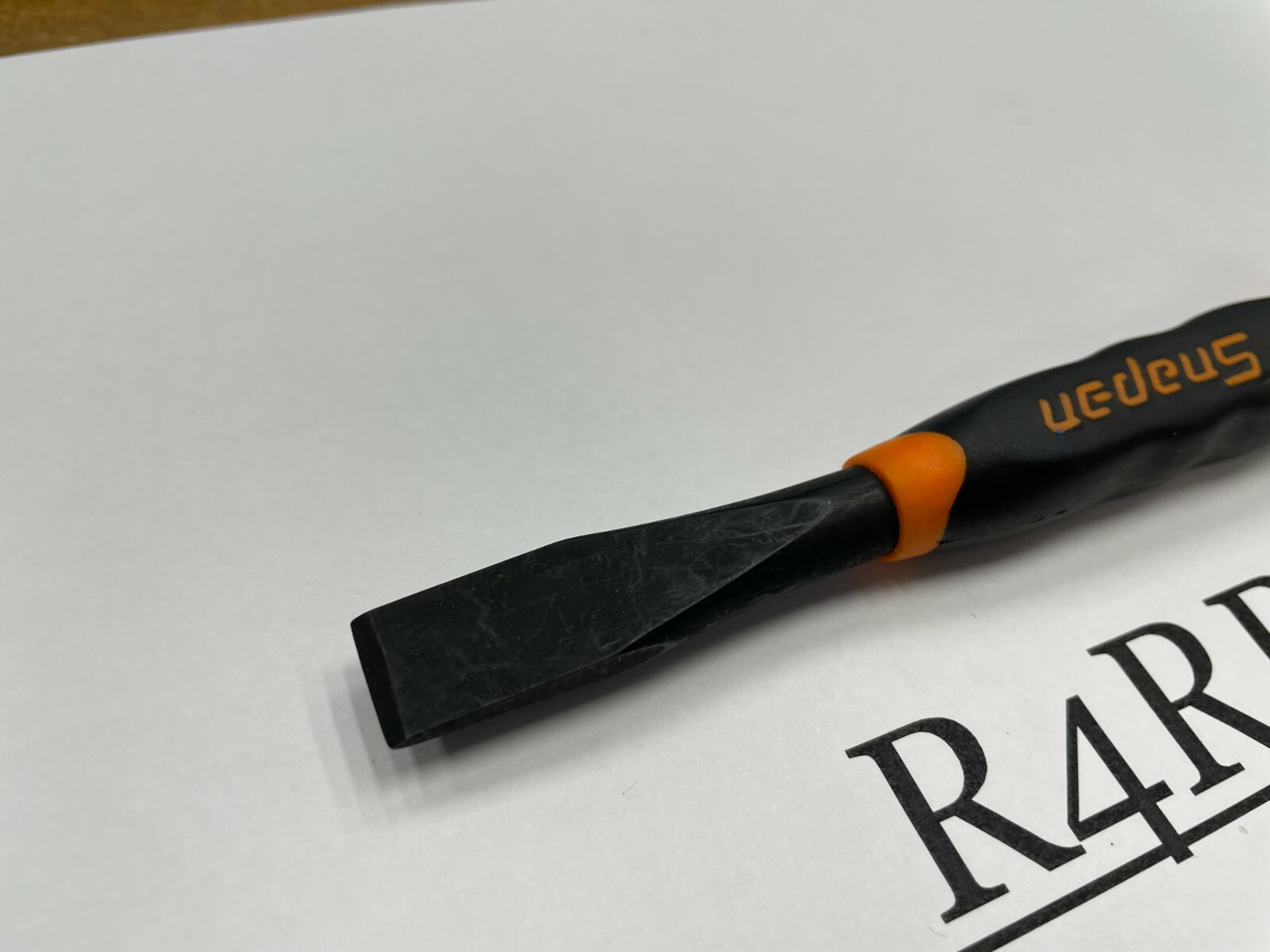 Snap-on Tools SPAIN NEW ORANGE Soft Grip 1/2″ Flat Edge Chisel PCSG816O