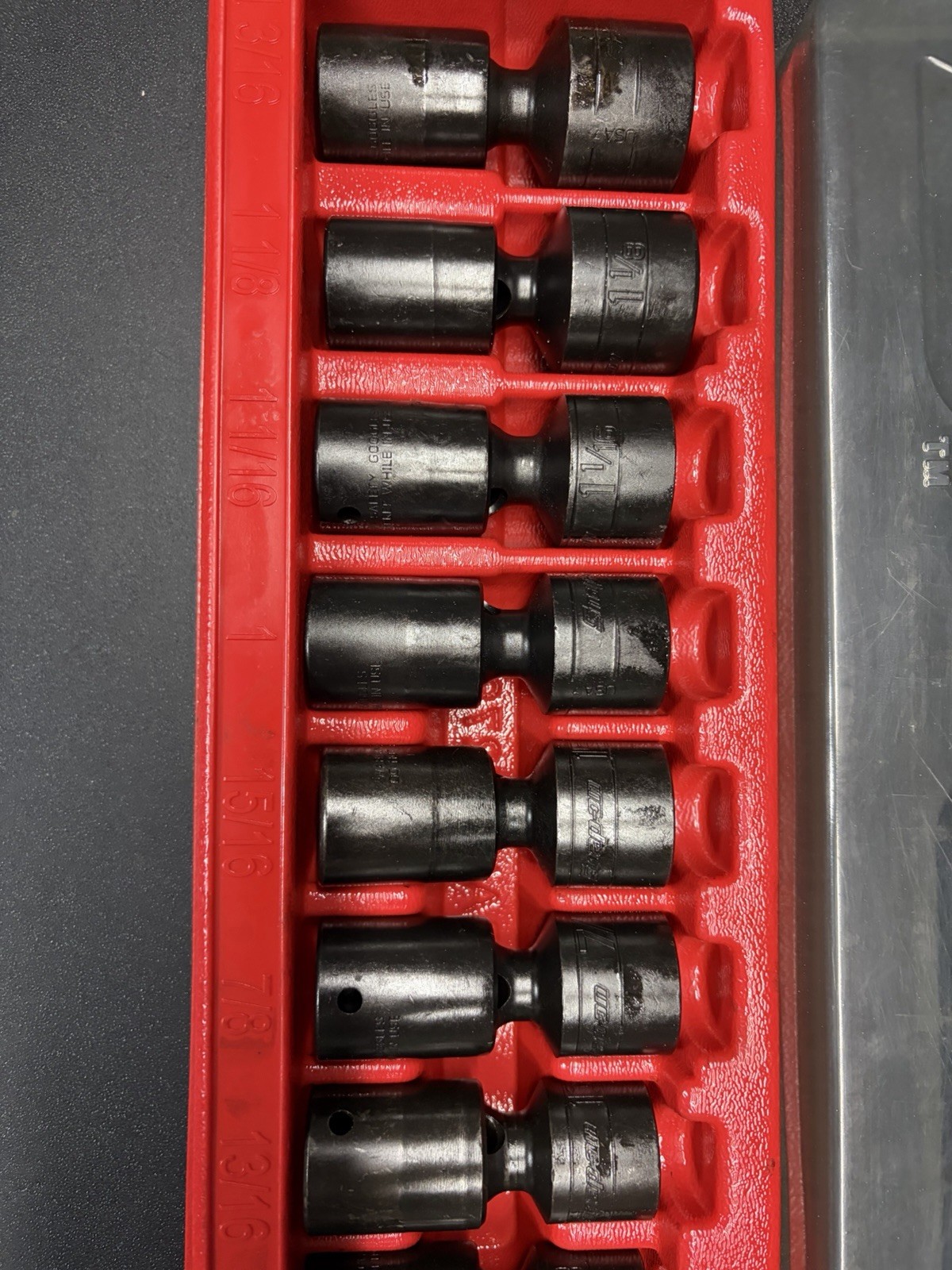 Snap On 12 pc 1/2″ SAE Shallow Swivel Impact Socket Set (1/2–1-3/16″) 312IPL