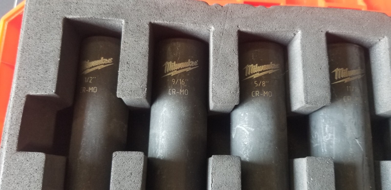 Milwaukee 8Pc Deep Socket Set Cr-M0 1/2″ 7/8″ 3/8″ 3/4″ 5/8″ 9/16″ 11/16″ 7/16″