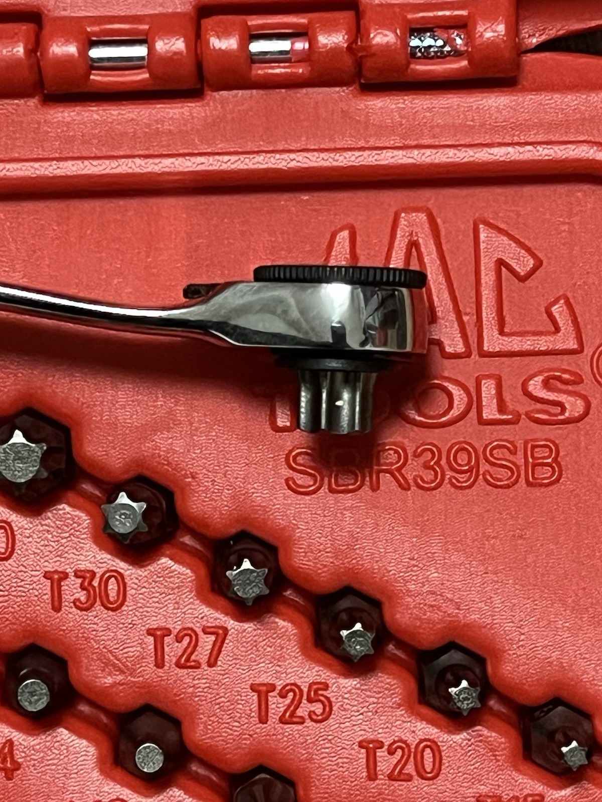 39-PC. RATCHET AND STUBBY BIT SET