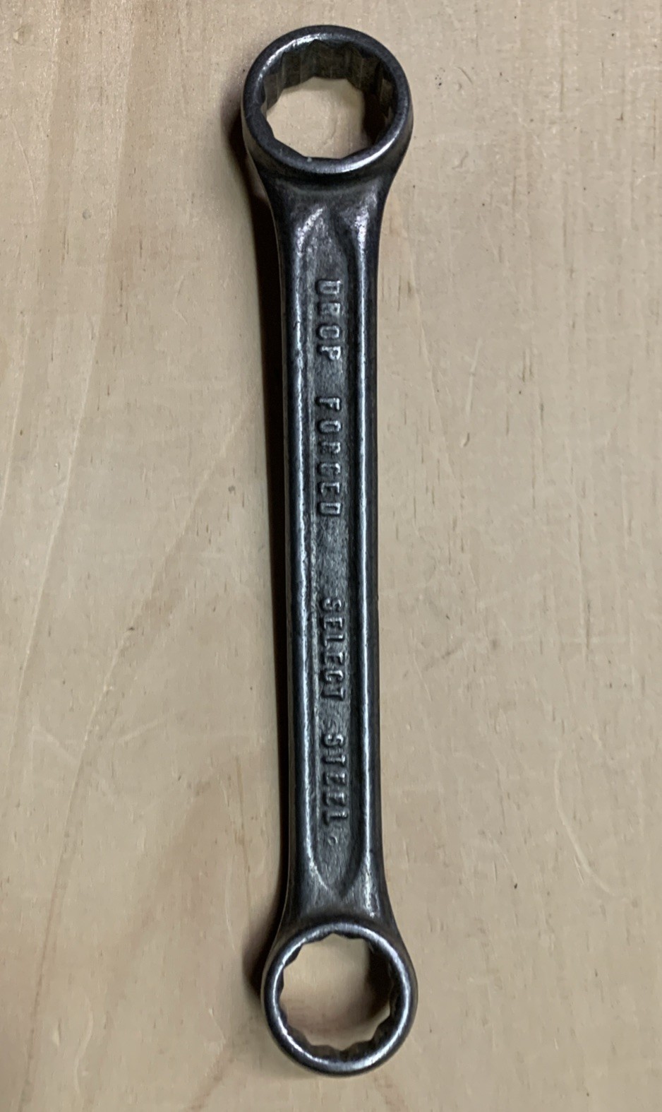Vintage INDESTRO 1/4″ Drive Ratchet 6072 AND INDESTRO 5/8 X 11/16 Box End Wrench