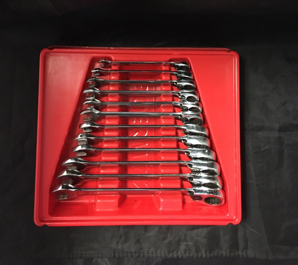 Blue Point 12 Pc Metric 15° Offset Ratcheting Combination Wrench Set BOERM712