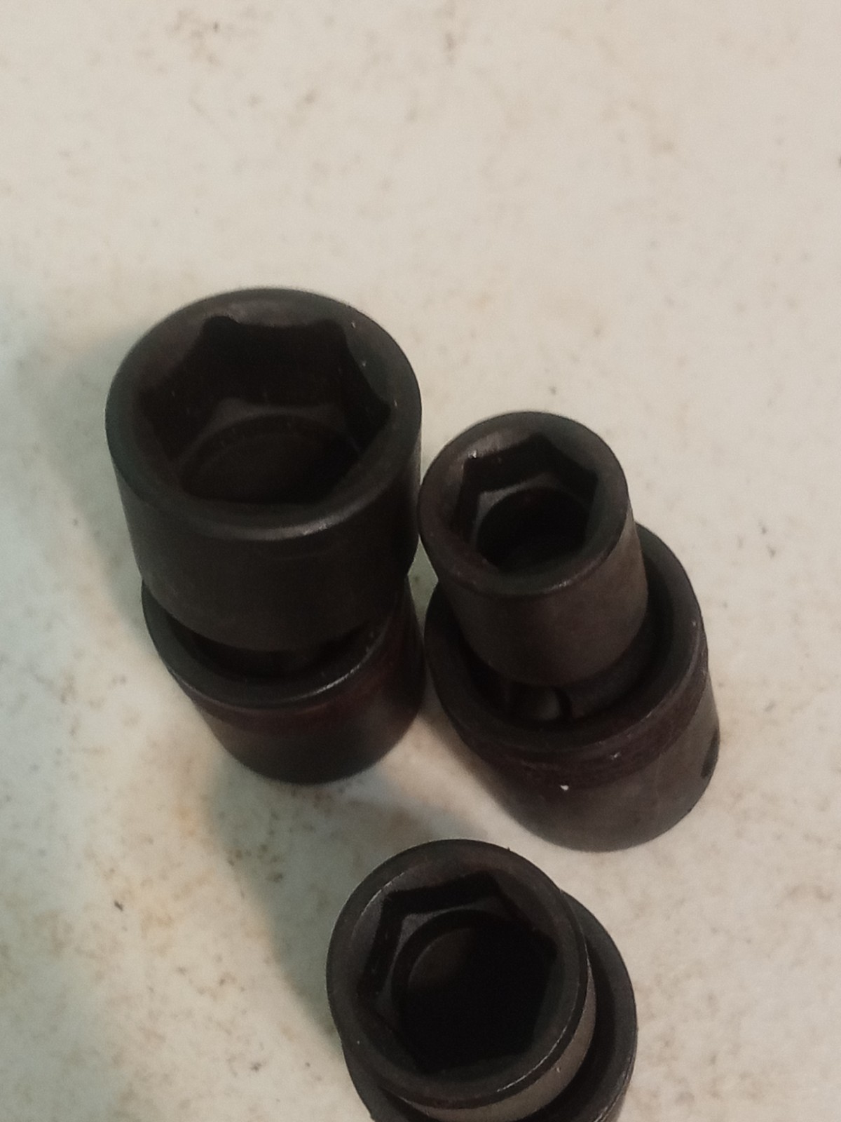 3 Pittsburg CR-V Swivel Sockets – 3/8″ drive