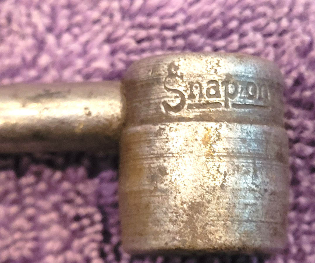 Vintage SNAP ON 7/16” x 1/2” Hammer Head Fixed Socket Wrench