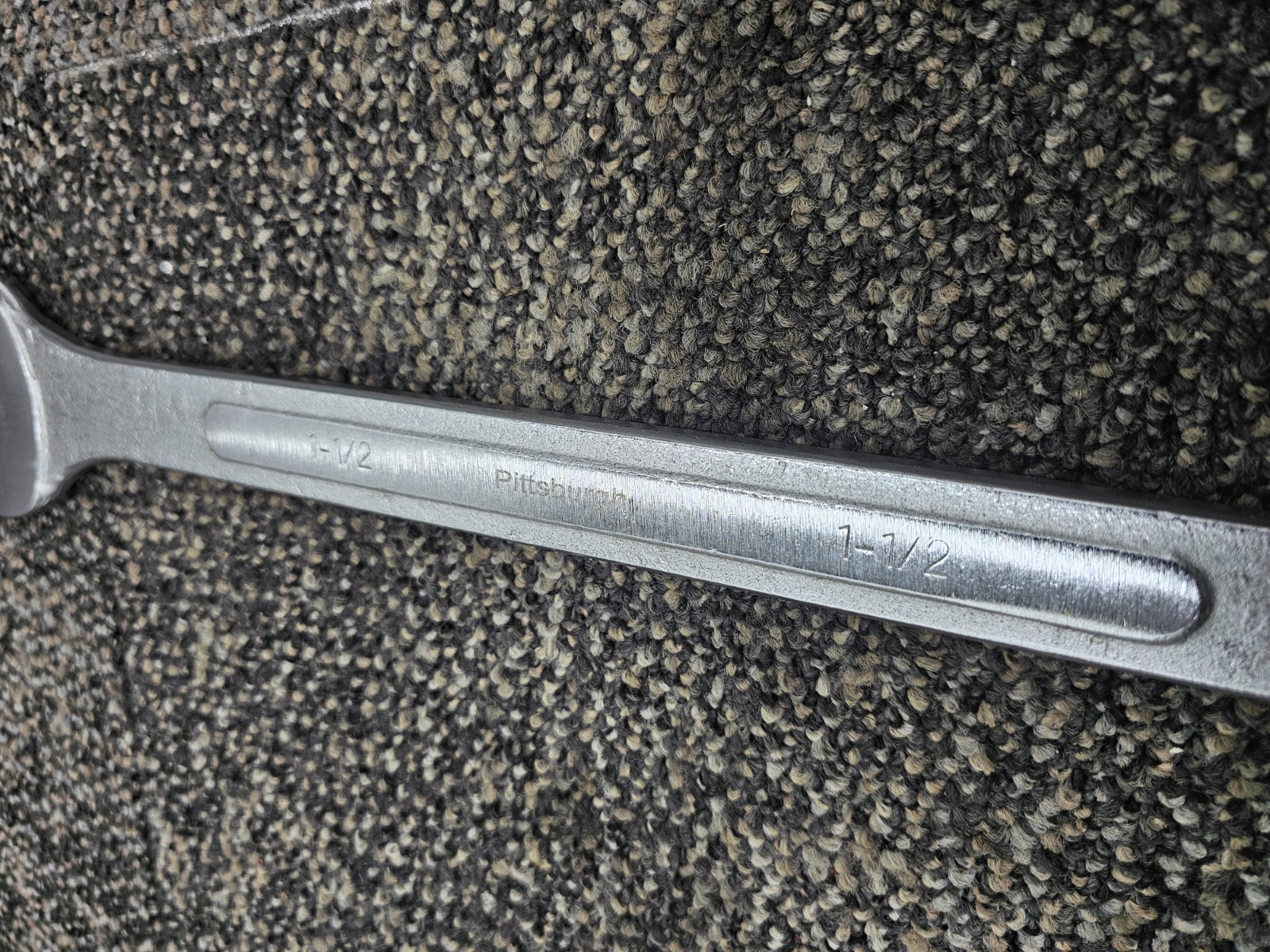 Pittsburgh 1-1/2 Inch Jumbo Combination Wrench Raised Panel Steel Tool 18 Inch