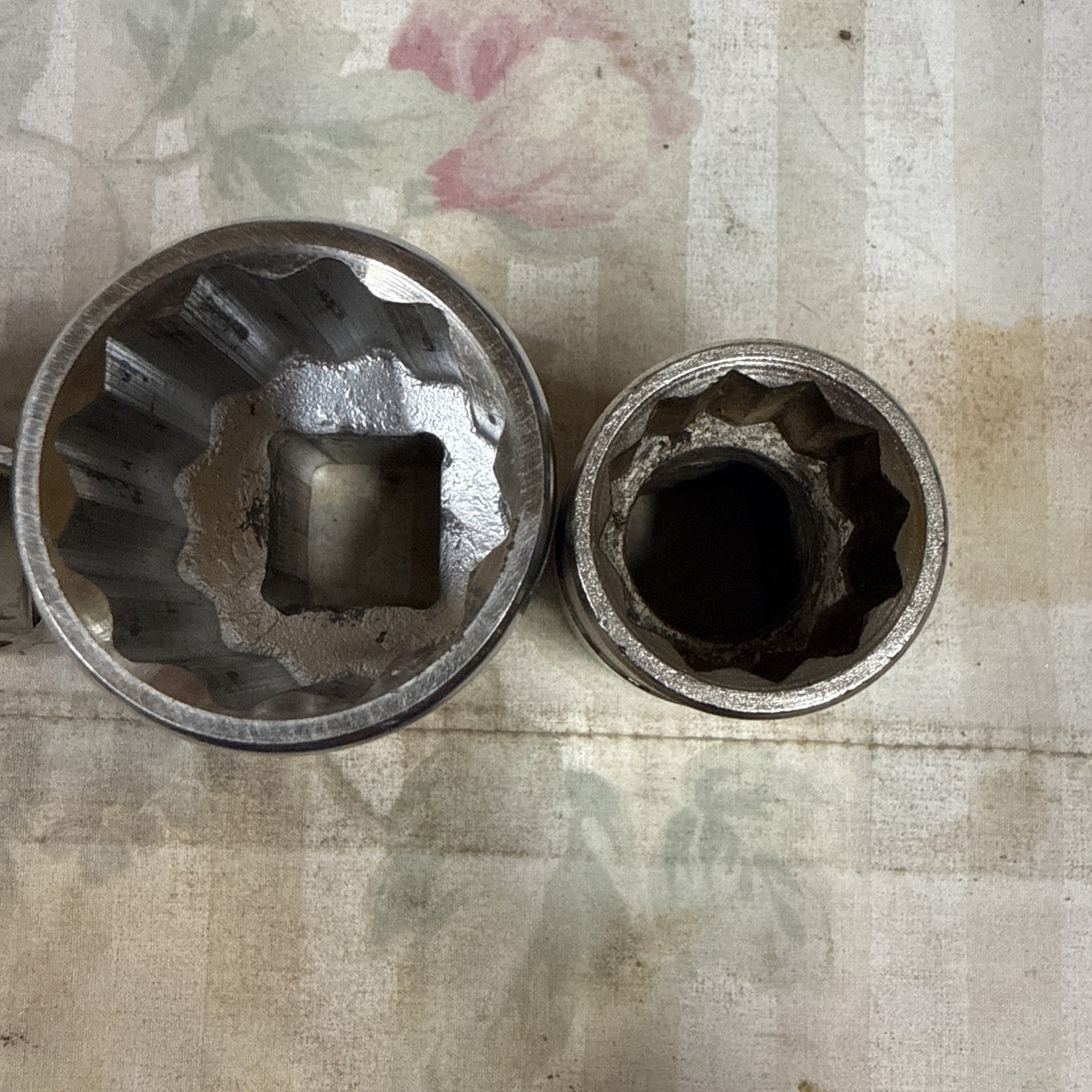 True craft, Chrome Vanadium 3/4”dr/ Allen 1/2” Drive Sockets. 5 Exc. Sockets