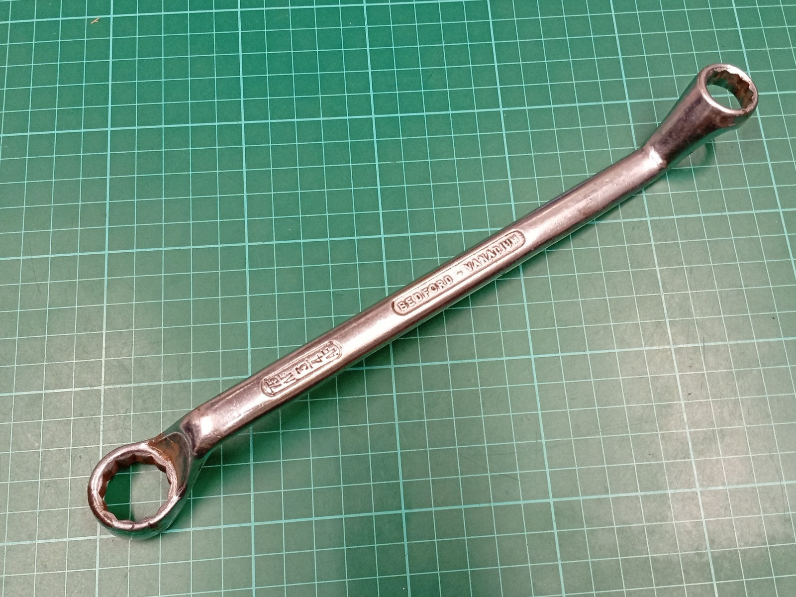 BEDFORD Vanadium, 5/8″ x 3/4″ AF, Offset Ring Spanner, Made In England