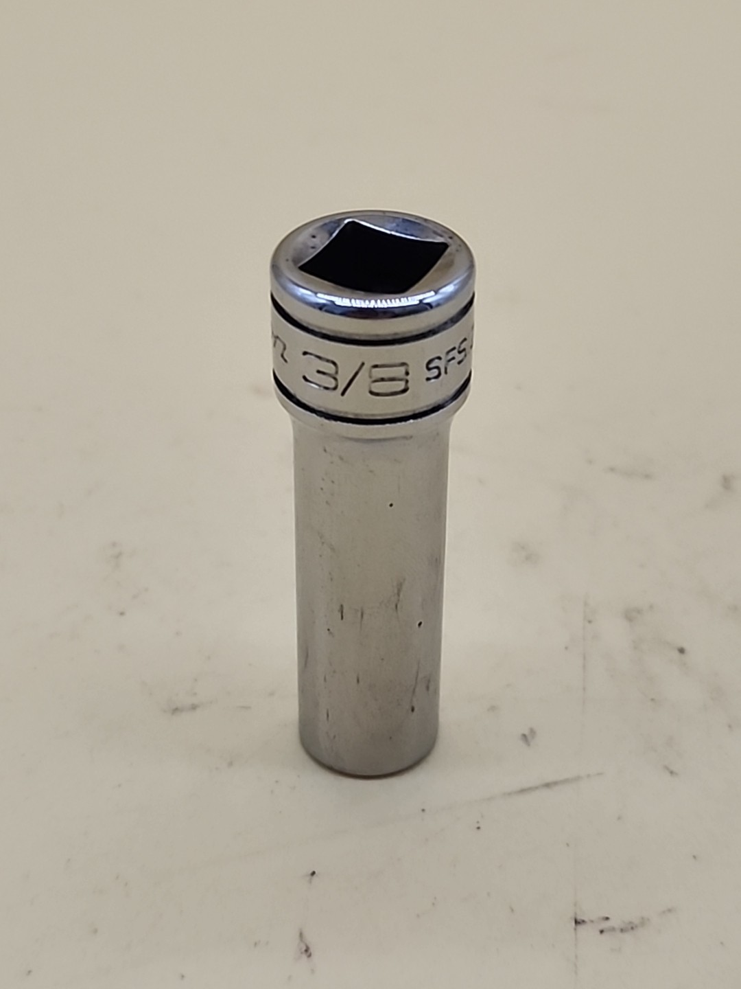 Snap-On Tools 3/8″ Drive 6 Point SAE 3/8” Deep Well Socket SFS121 USA