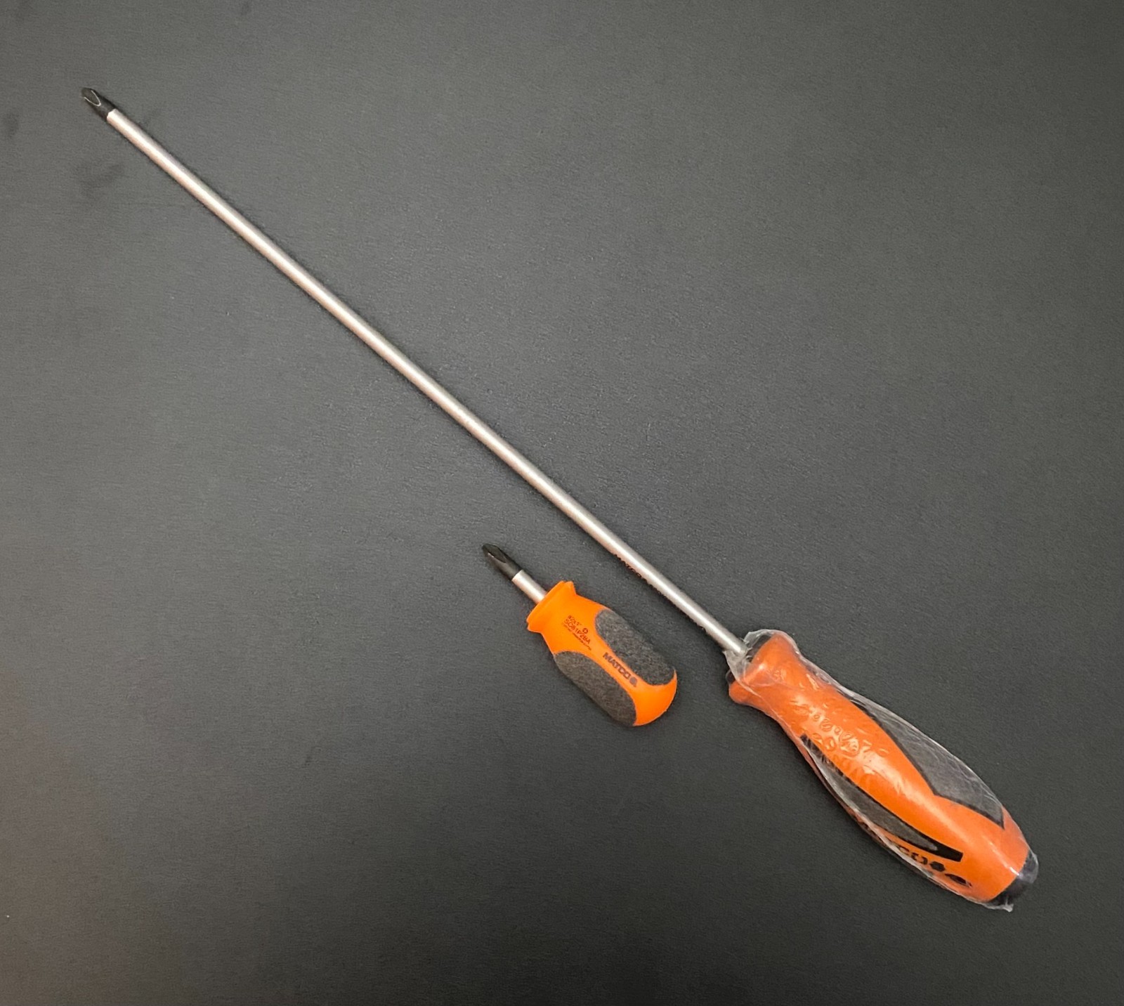 Matco Screwdriver Pair SPO812P2CA [ 12″ Blade ] + [ 1 Stubby 1″ Blade ]