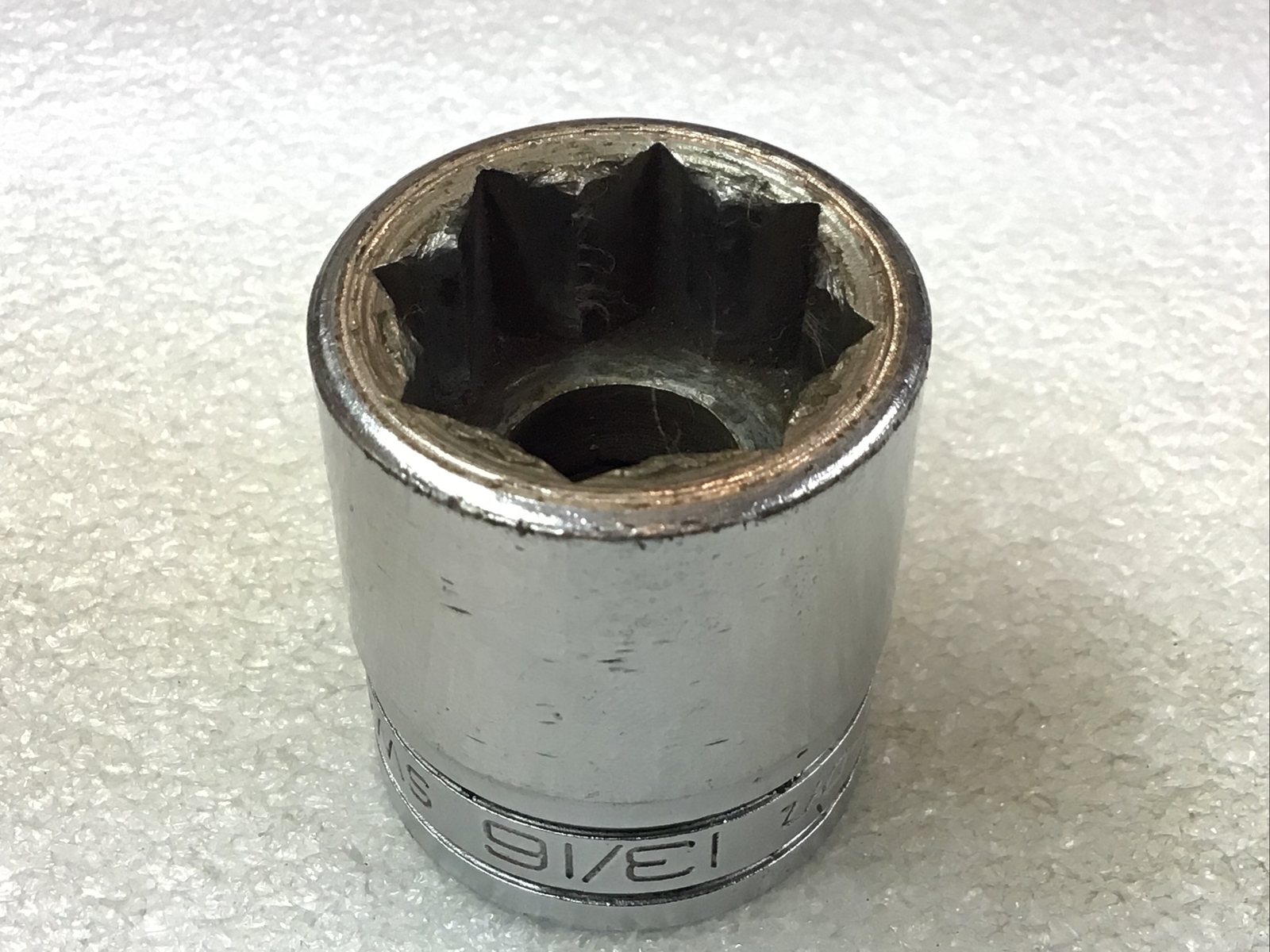 Snap On SW426 – 13/16”, SAE, Chrome, 1/2″ Dr., Double Square, 8 Pt., Socket-USA