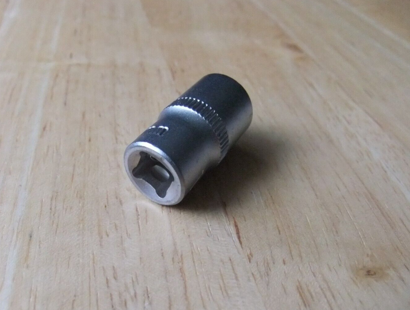 Welzh Werkzeug 10mm x 1/4 Drive Chrome Vanadium Socket – 24mm Long