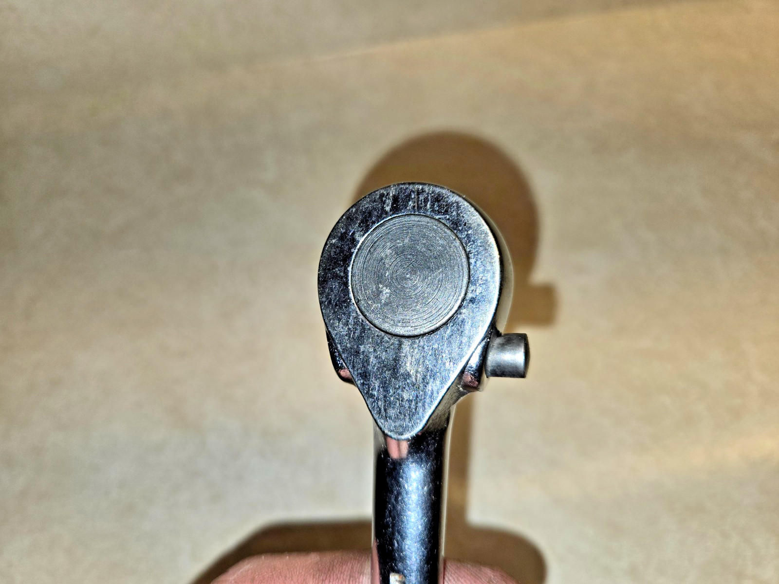 Vintage S-K, 3/8″ Drive, 7-1/2″ Long, w/(Left-Right) Direction Side Knob Ratchet