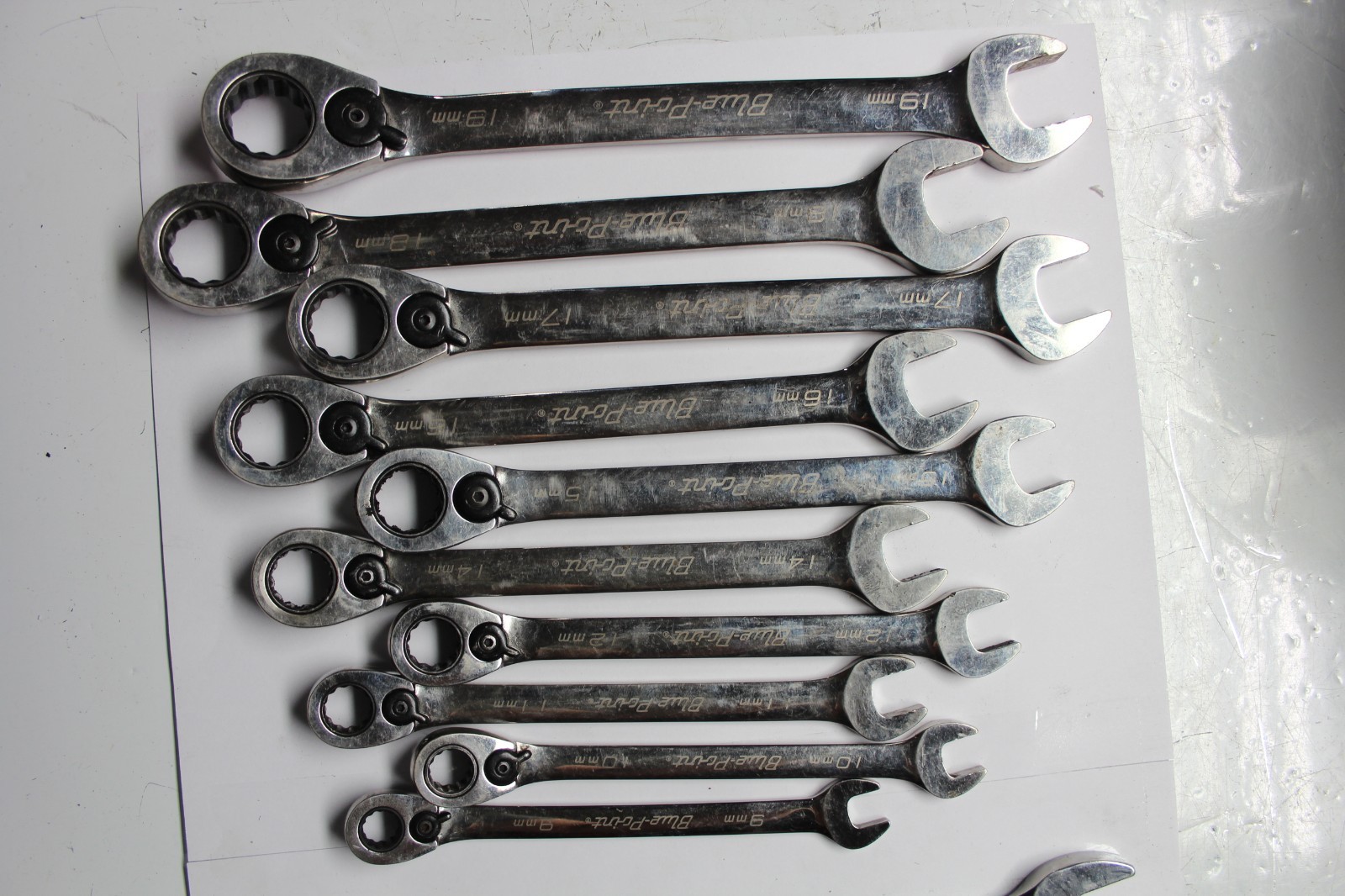 BLUE-POINT TOOLS 12-P METRIC & SAE 15° Offset Ratcheting Box/Open-End Wrench Set