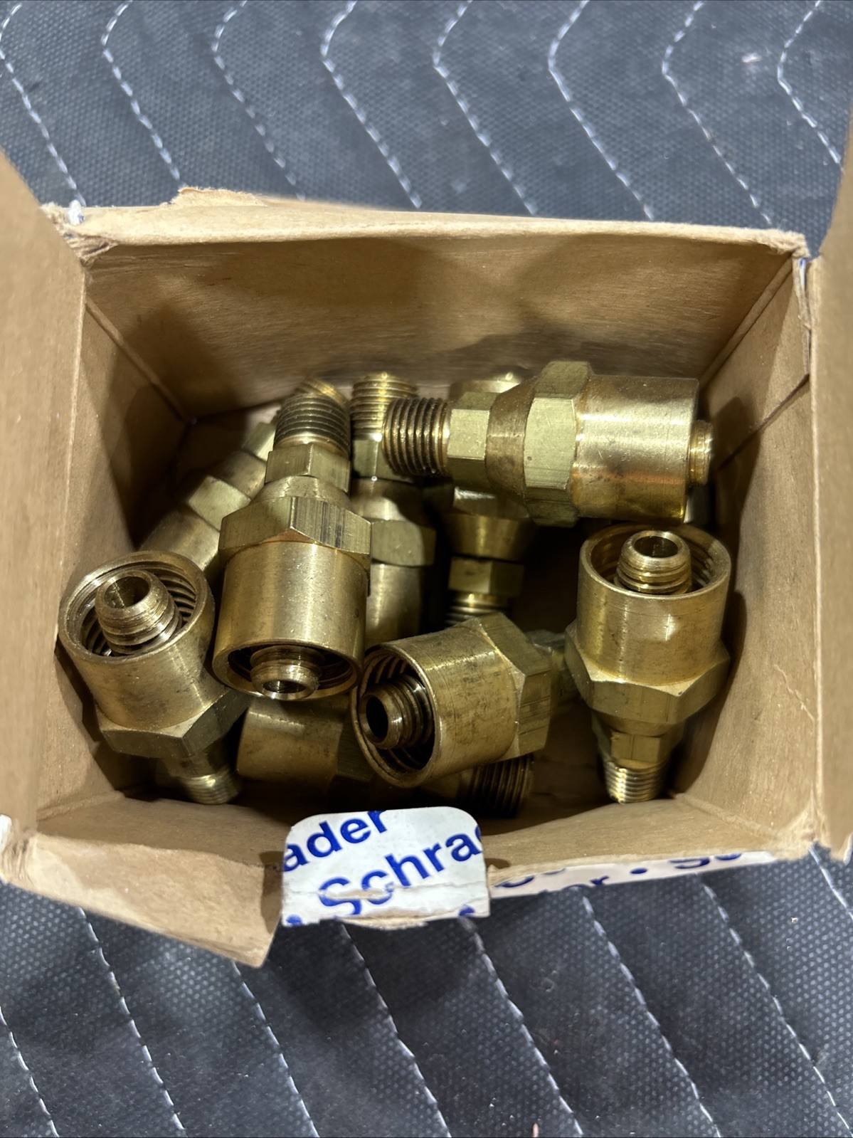 Schrader 3696B 10 Units Coupl’g E161E 3696-7159