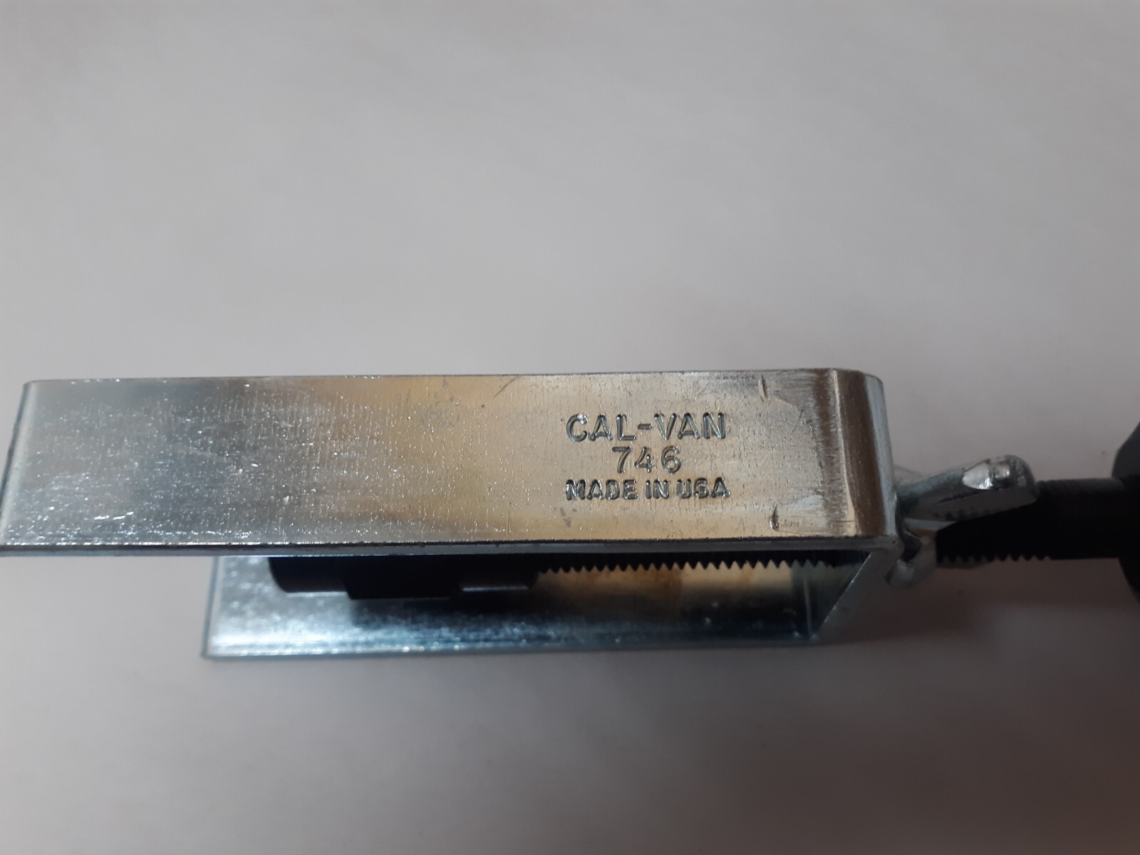 Cal-Van USA 746 Steering Wheel Lock Plate Remover Puller 9/16 x 18 14 x 1.5mm