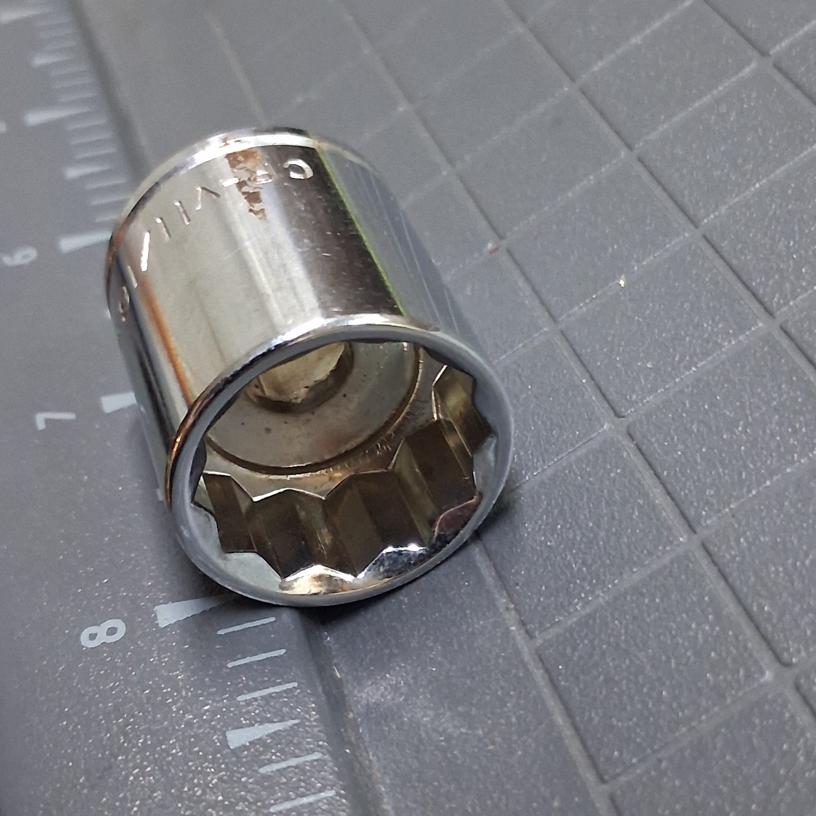 11/16″ SAE 3/8″ Drive 12-Point Chrome Socket