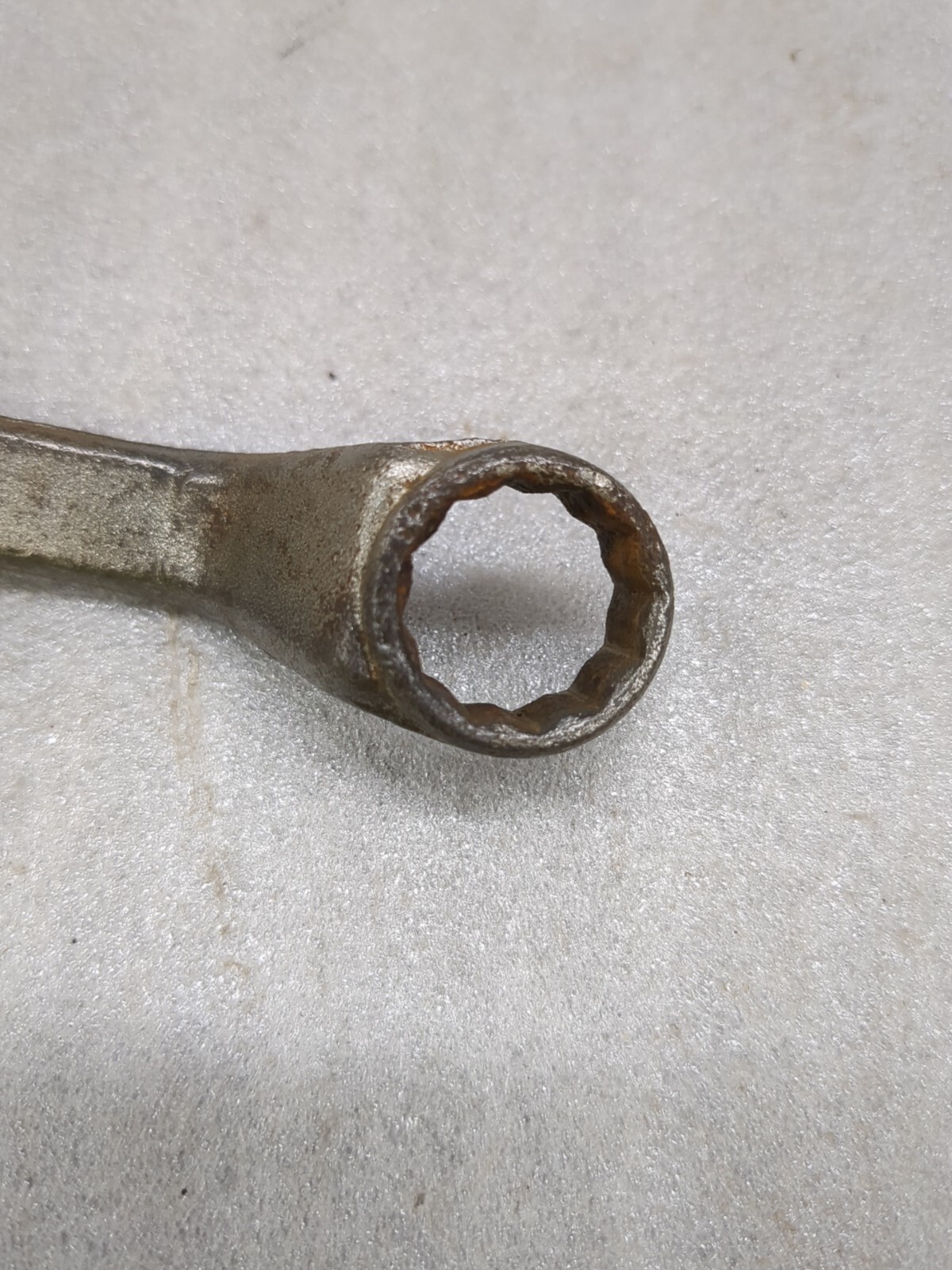 Tru-Fit 5/8″ x 11/16″ 12 Pt. Offset Box End Wrench USA
