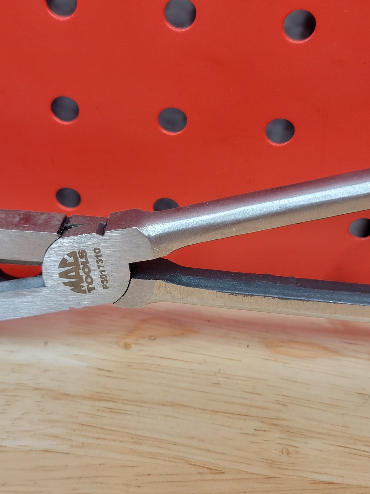Mac Tools NICE P301731 11” Long Spring Loaded ORANGE Handle Needle Nose Pliers