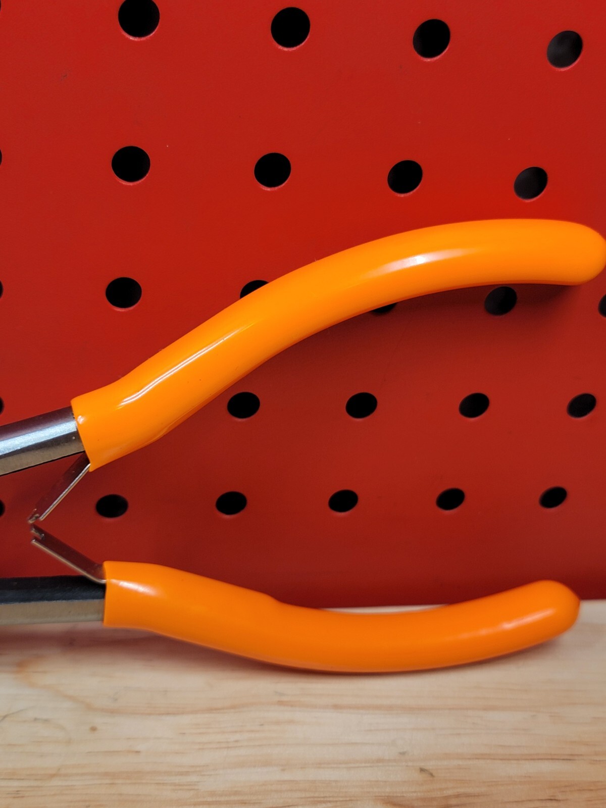 Mac Tools NICE P301731 11” Long Spring Loaded ORANGE Handle Needle Nose Pliers