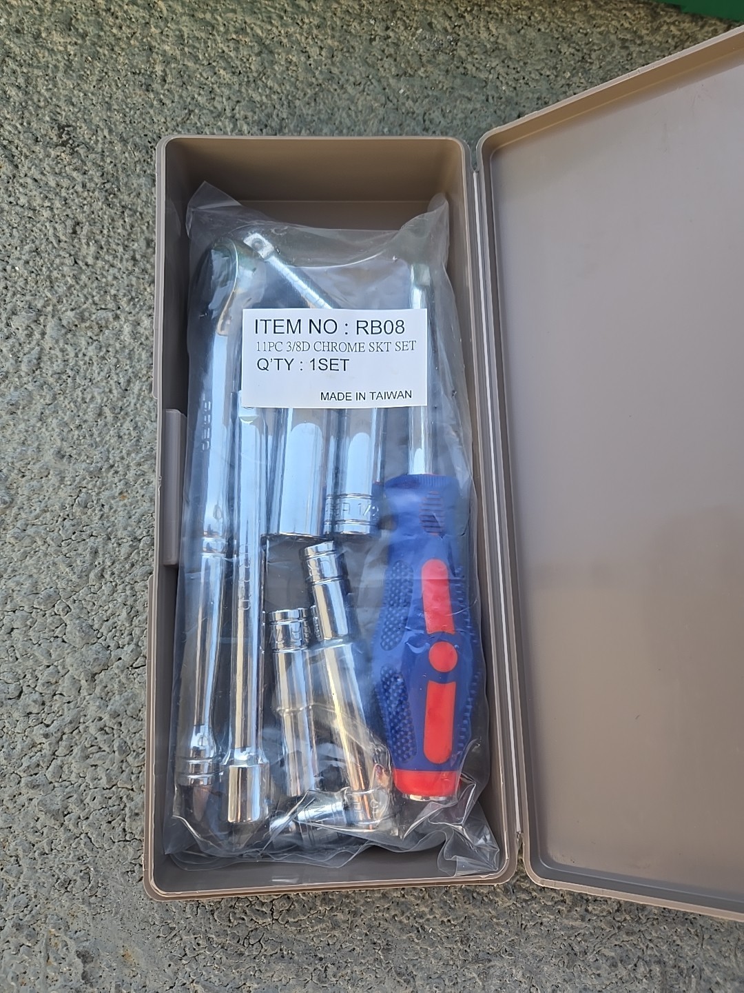 URREA 11 PC 3/8D Chrome Skt Set RB08