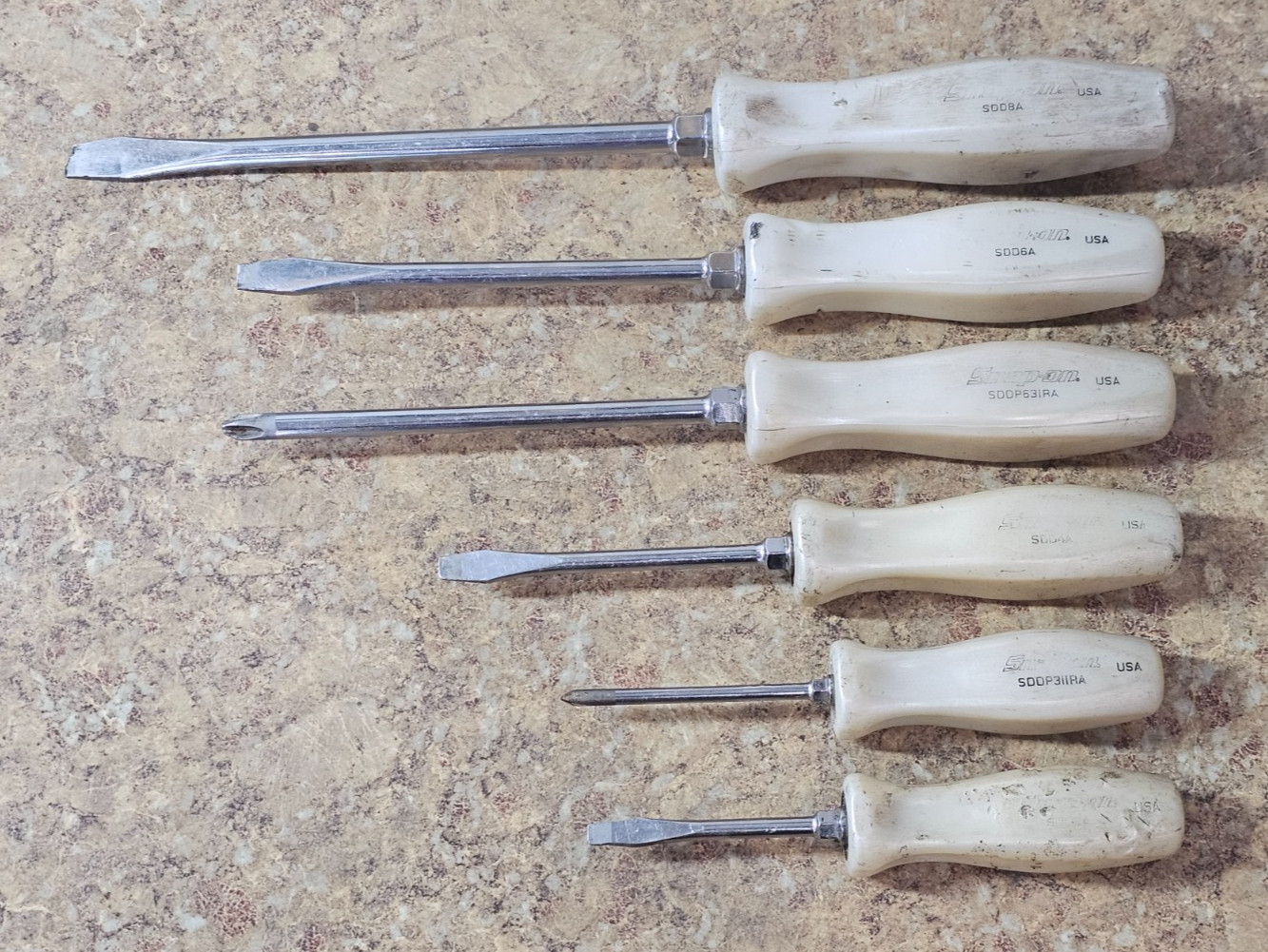 Snap-on 6 Piece Pearl White Hard Handle Screwdriver Set SDDX70APW Pre-owned