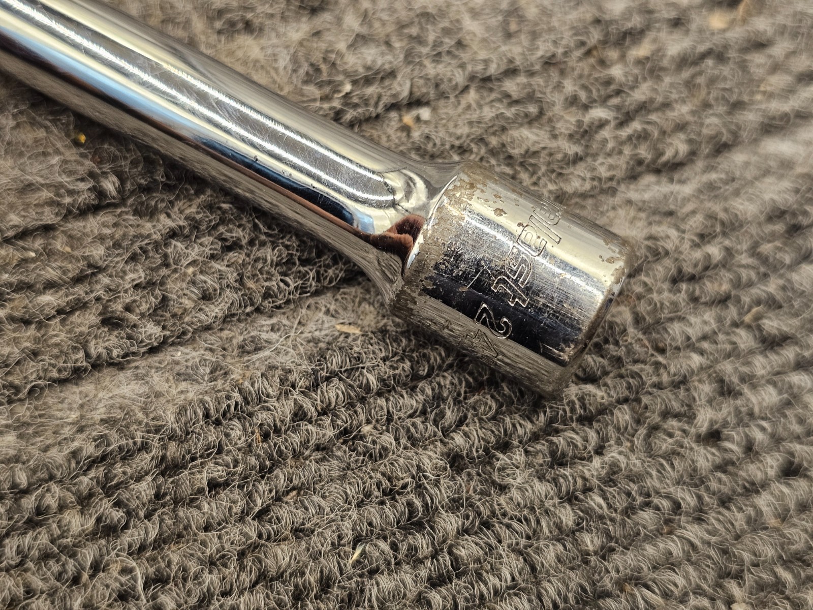 Duralast 3/8in Drive 24in Extension Bar 52-126 Chrome