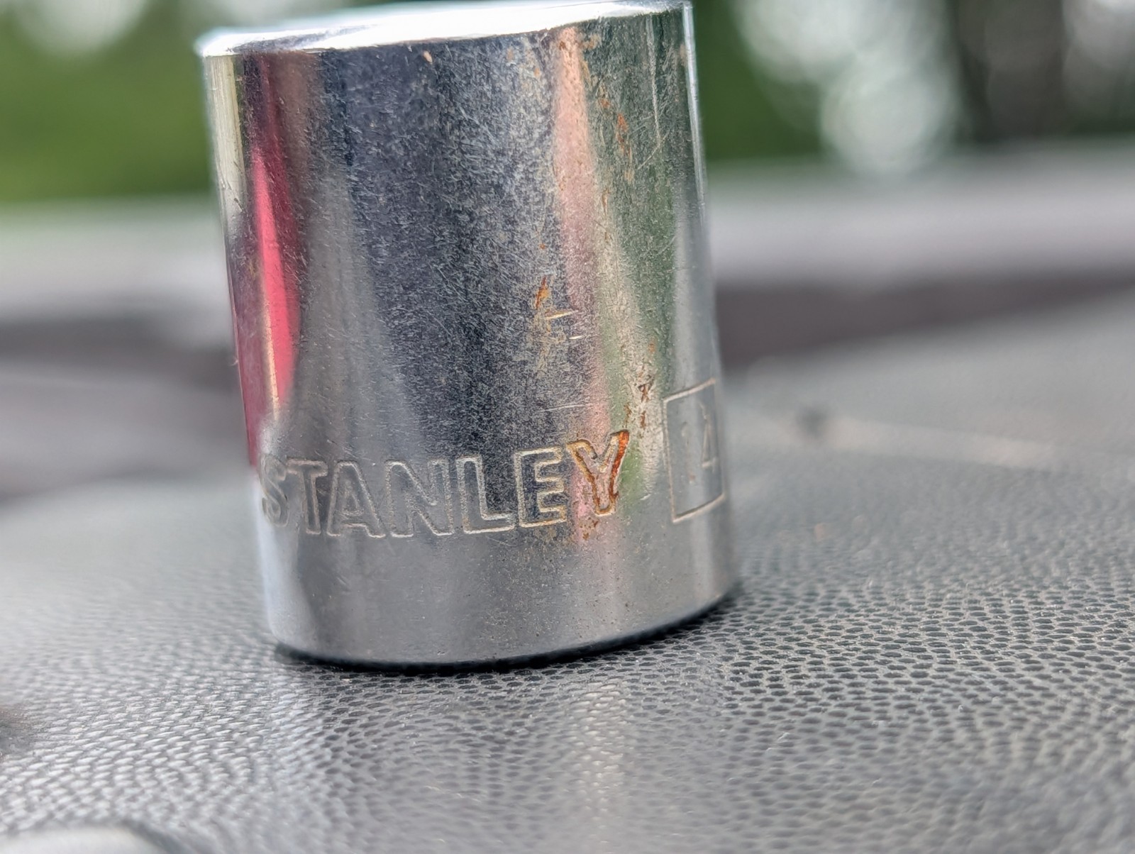 14 MM Stanley socket 1/4″ drive