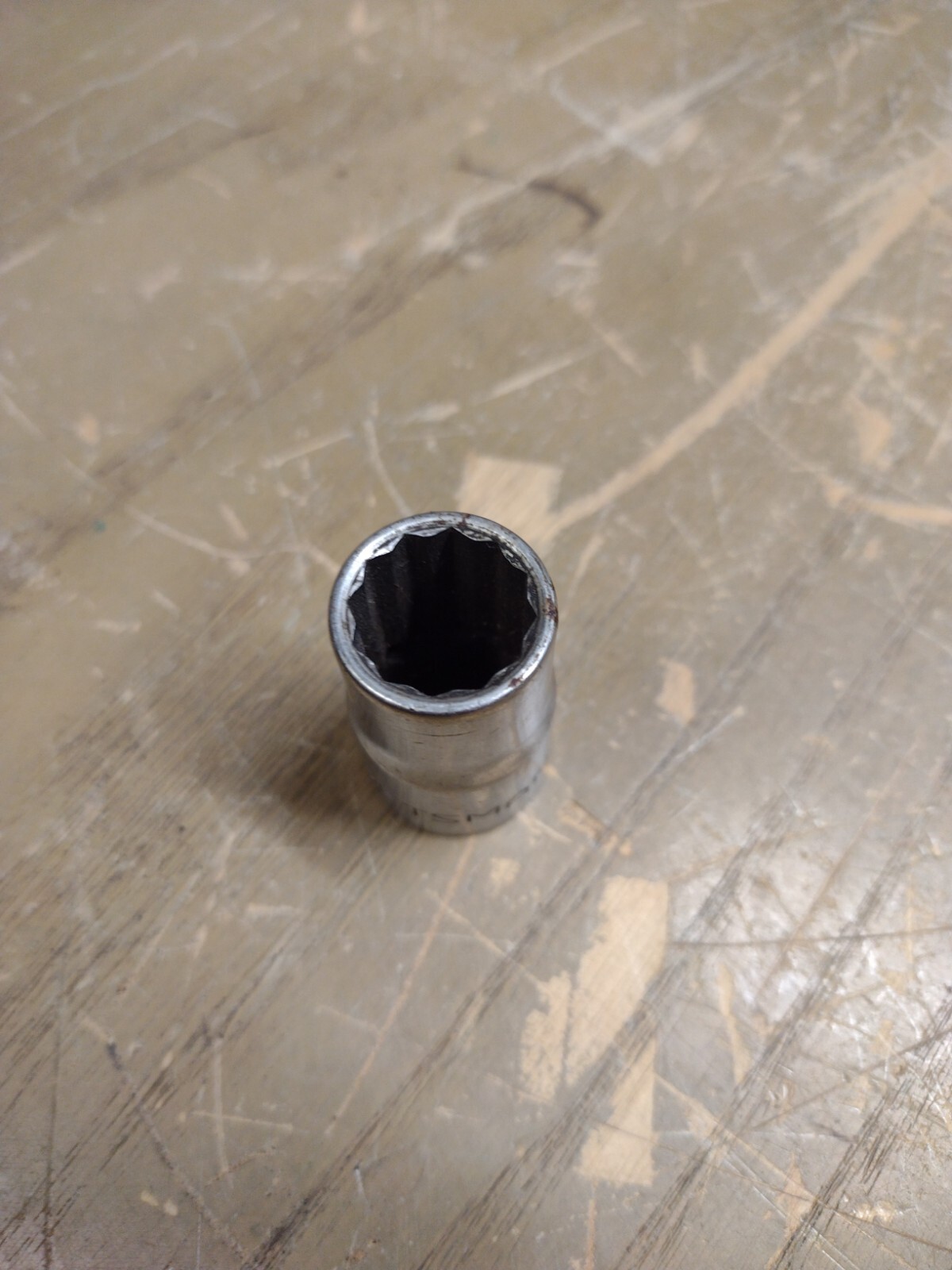 Craftsman USA Vintage (V) 1/2″ Drive 12 point 9/16″ Standard Socket 22JS-1730D2