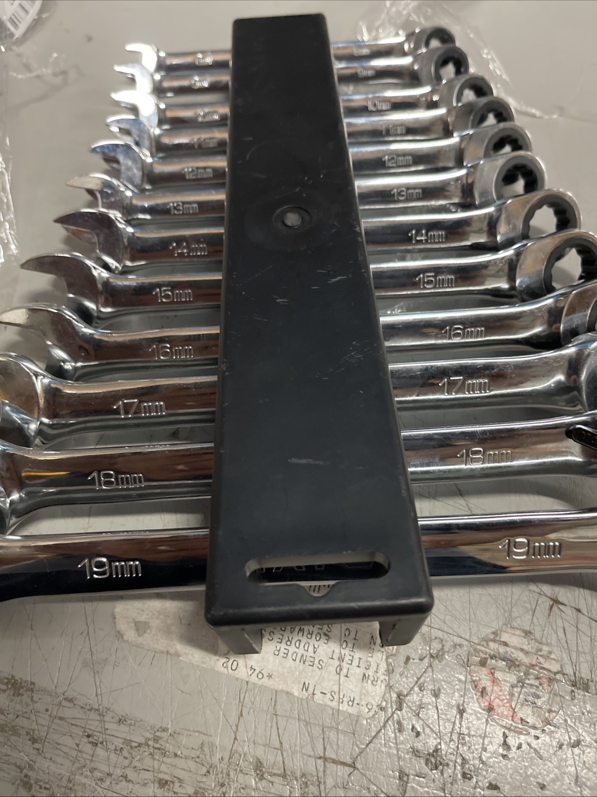 MATCO 12-Pc Reversible ratcheting combination wrench set Metric 8mm-19mm USA
