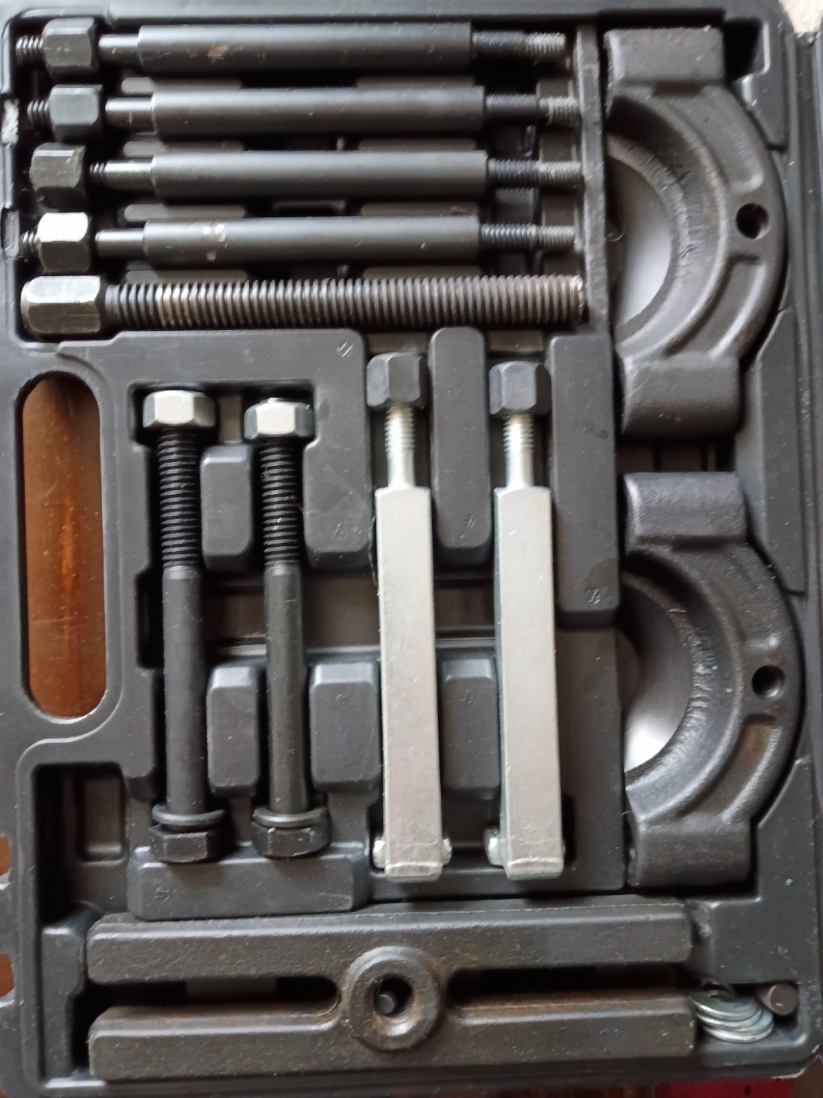 Pittsburgh Automotive Gear Puller Set Item 62958