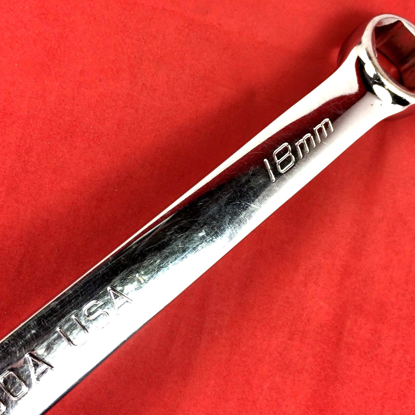 Snap-on 18mm OSHM180A Metric 6-point Combination Wrench 1991