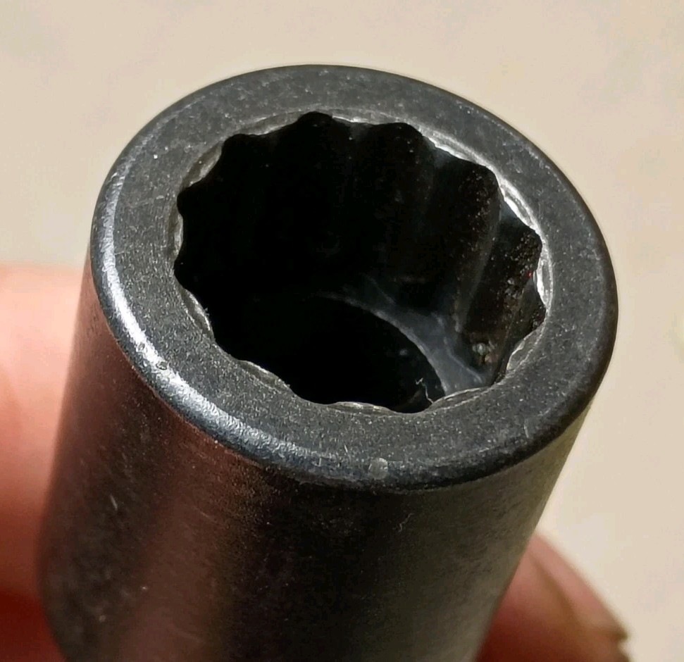 Snap-On Tools S6195 1/2″ Drive 14MM 12pt METRIC Long Head Bolt Impact Socket