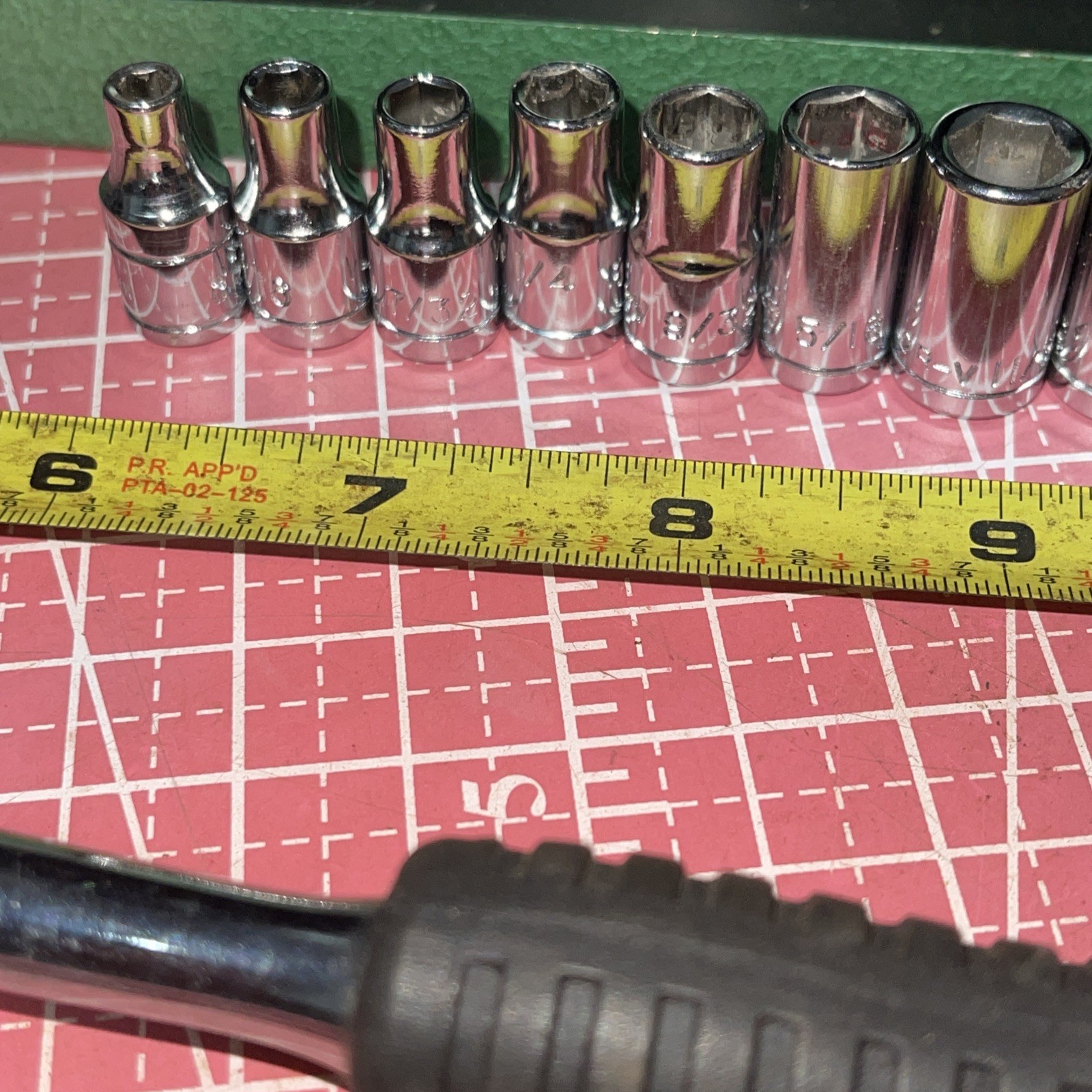 Buffalo 21 Piece 1/4 Drive SAE 6 Point Deep & Standard Socket Set Vintage Case