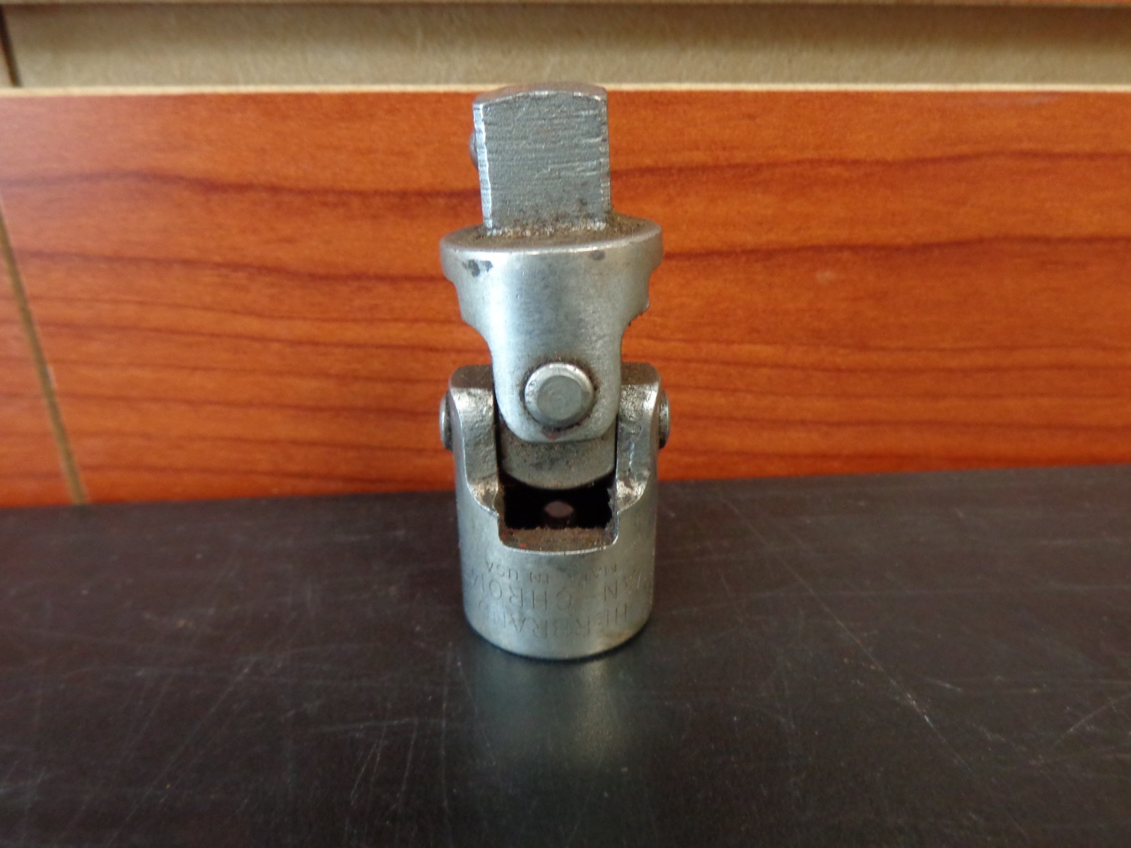 Vintage Heavy Duty Herbrand S-35 1/2″ Universal Swivel Socket USA