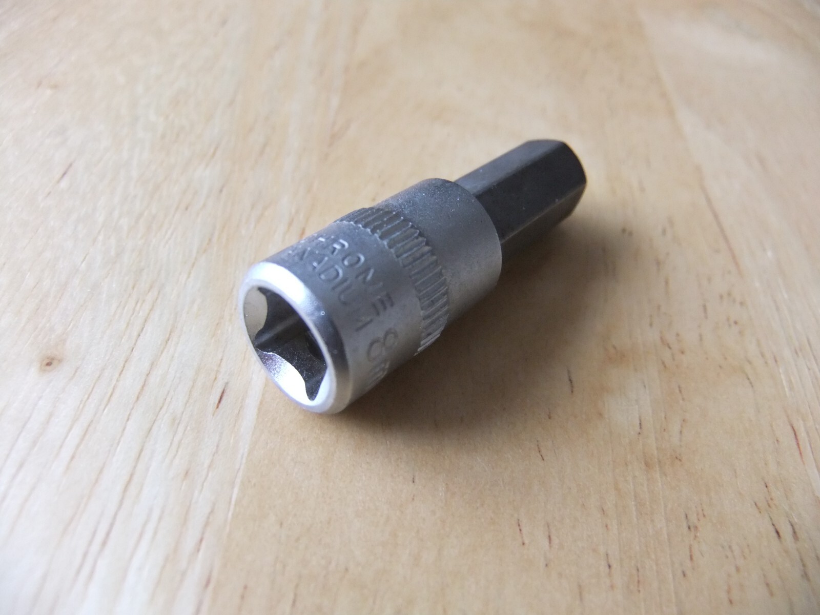 Welzh Werkzeug 1/4 Drive Chrome Vanadium Socket 8mm Hex S2 Steel Bit – 35mm Long