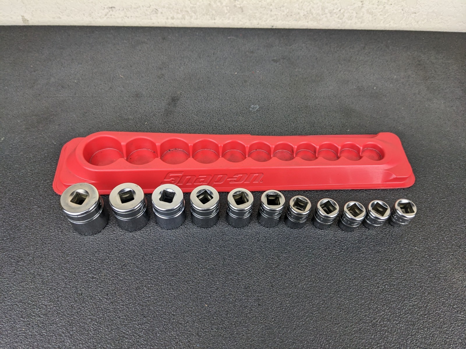 #bp369 Snap-On Tools 211FSY 11pc 3/8″ Drive 6-Point SAE Drive Shallow Socket Set