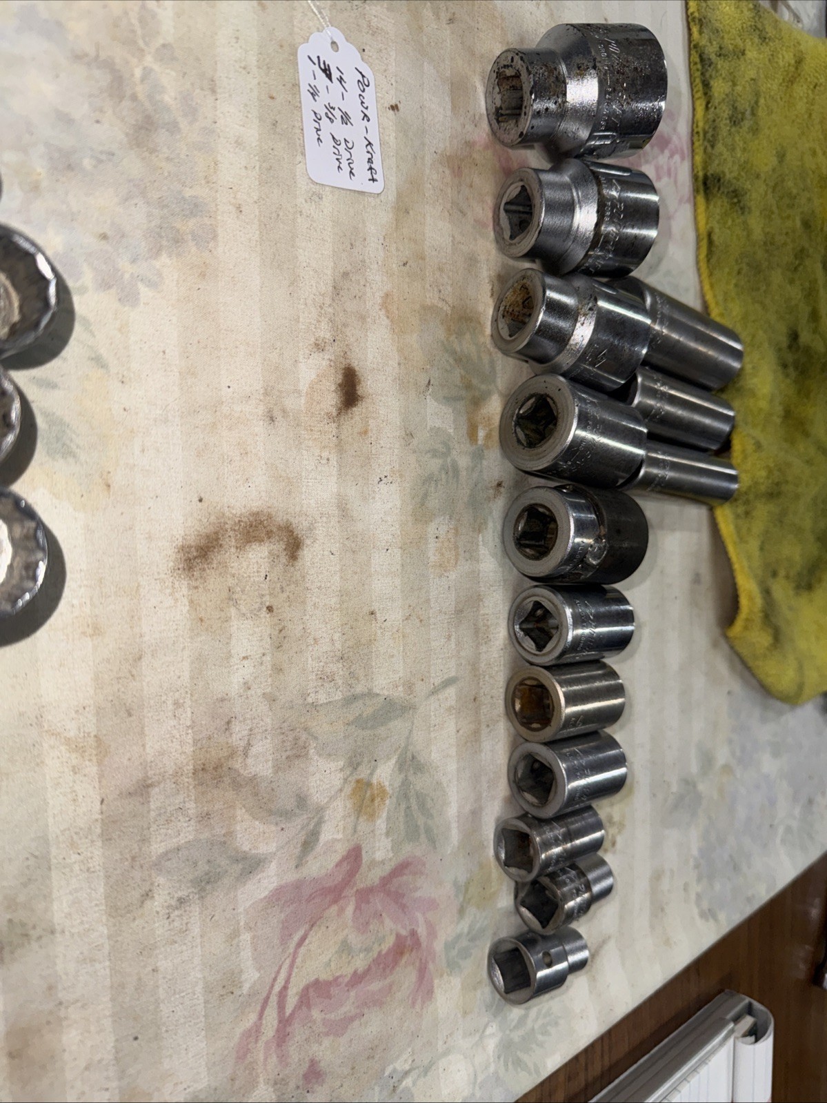 POWR KRAFT 1/2” Dr Sockets, 3/8” Sockets STD, And Deep. 18 Pieces
