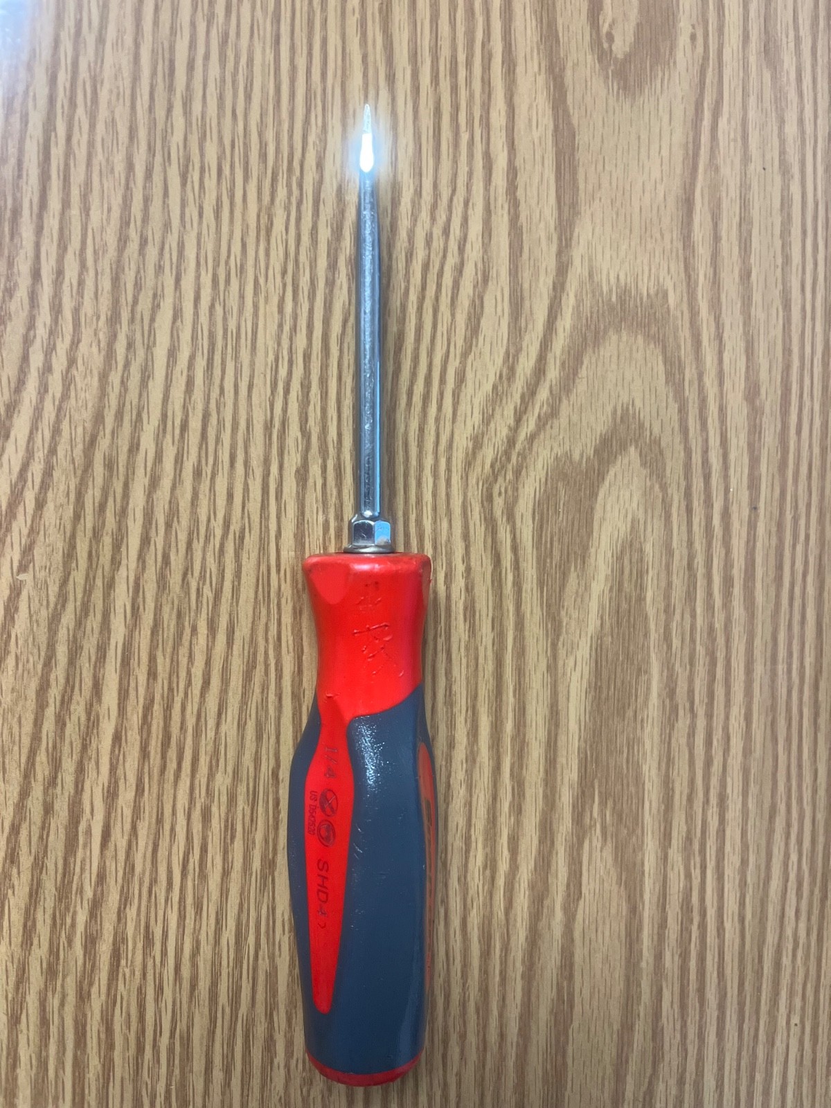 SNAP ON SHD4 -RED/GRAY COMFORT GRIP HANDLE 1/4 FLAT BLADE 8.75″ LONG LOT#46