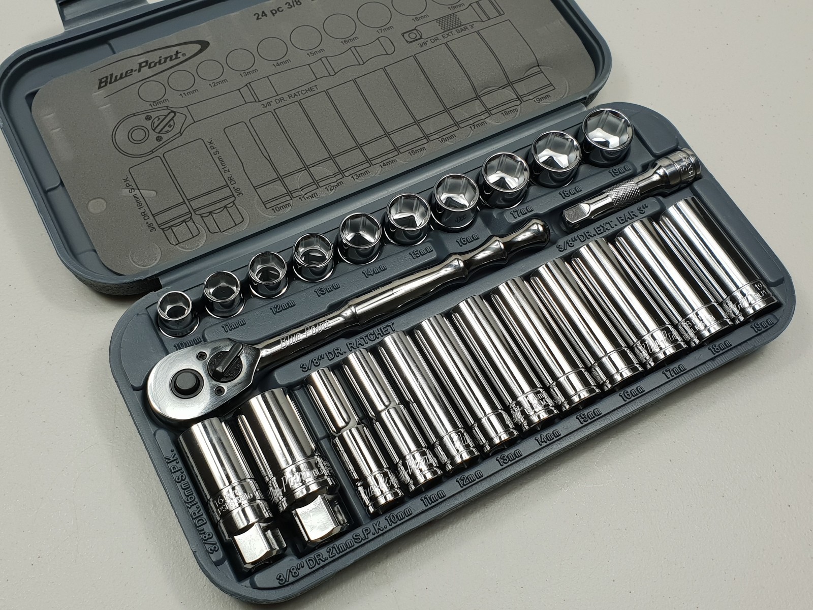 Blue Point 24pc 3/8″ Socket Set – As sold by Snap On.