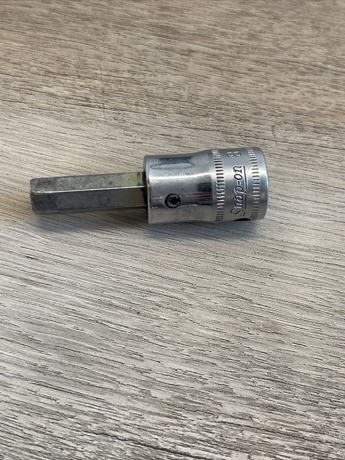 Vintage 1982 SNAP ON FAM8A 3/8″ DRIVE 8mm HEX TIP SOCKET CHROME