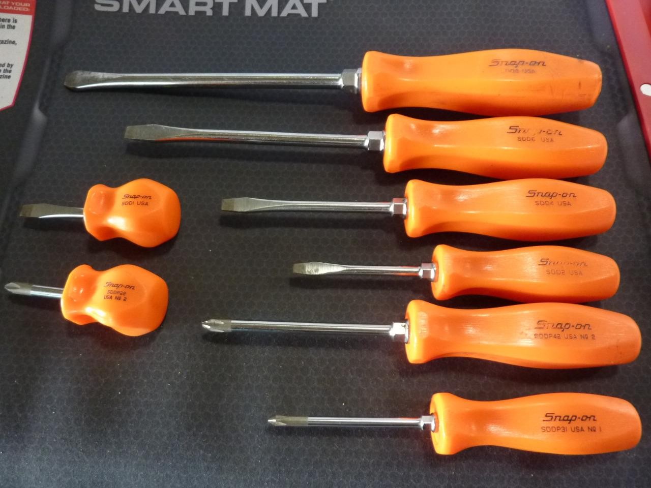 SNAP-ON TOOLS 8-PIECE ORANGE HANDLED SCREWDRIVER SET – FREE SHIPPING