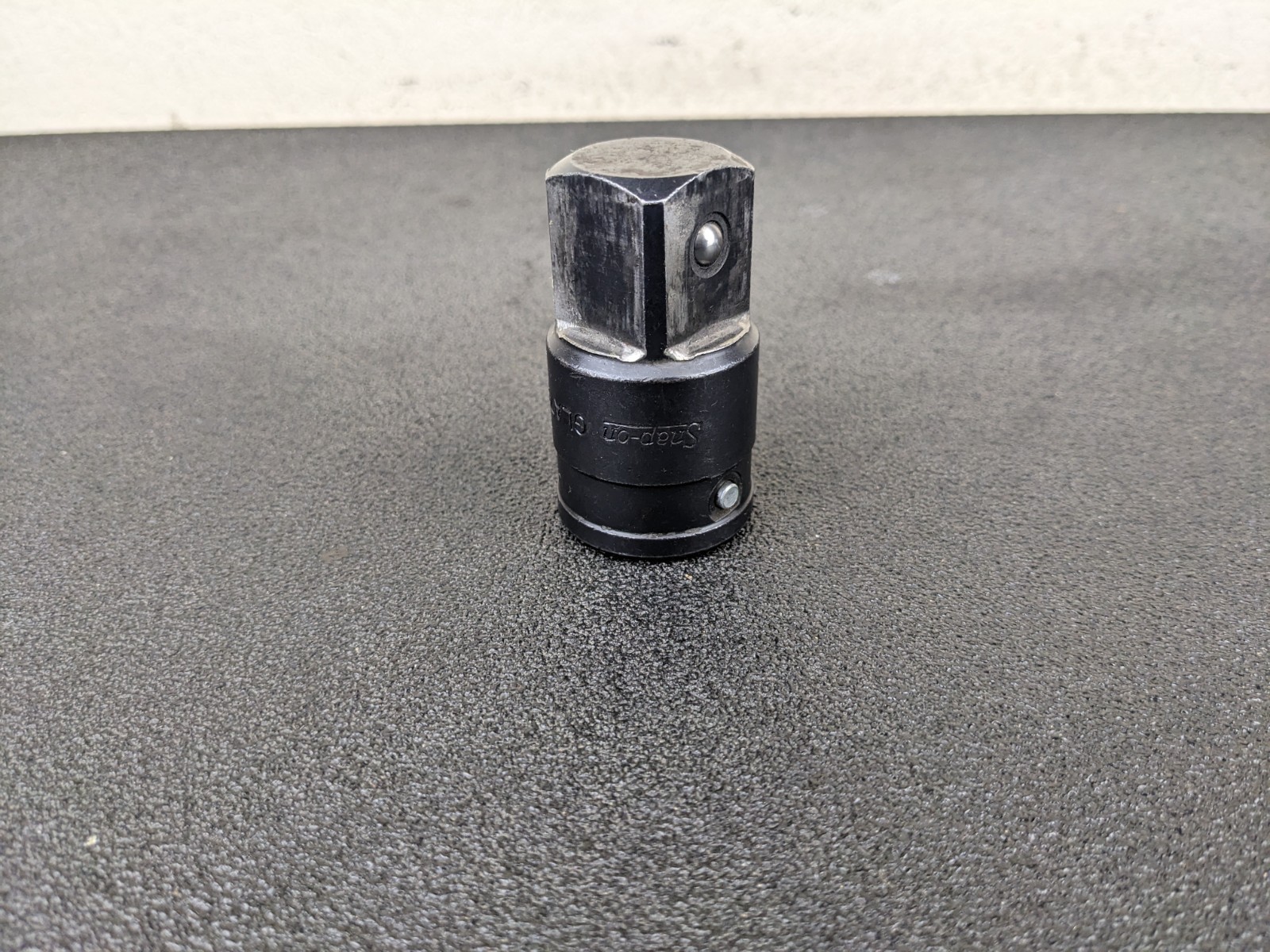 #bo862 Snap-On Tools USA 3/4″ to 1″ Drive Adapter Extension Socket GLA72A