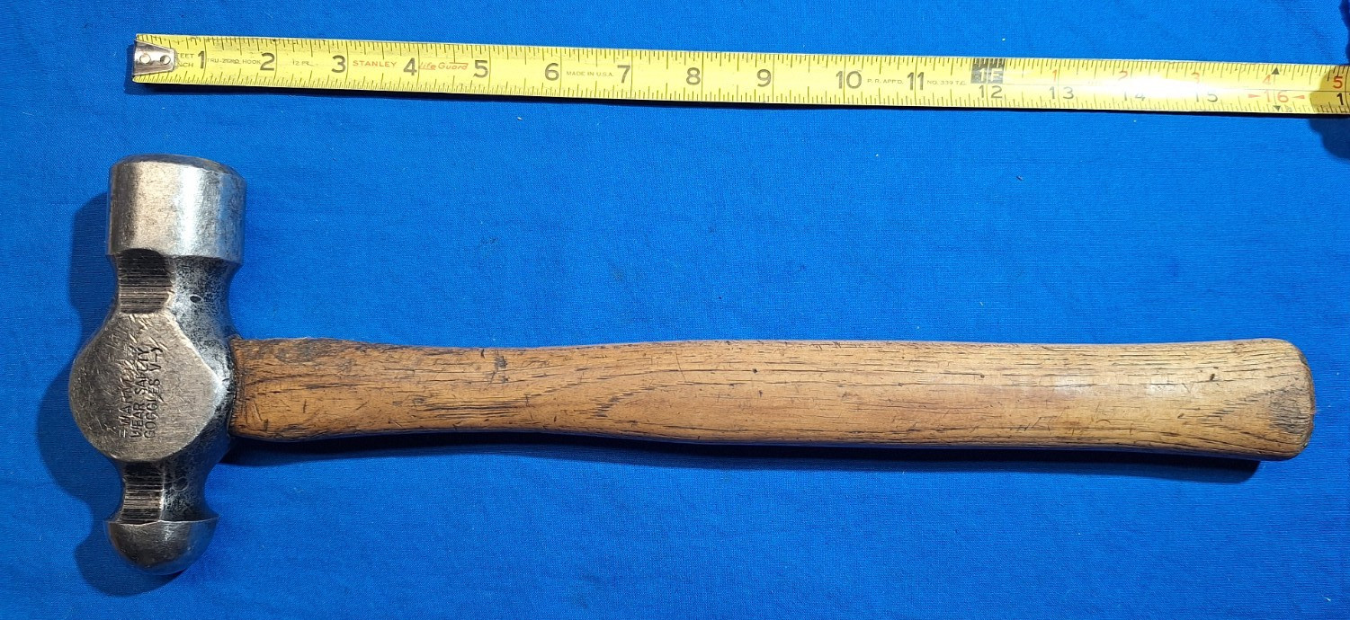 Blue Point BP40B 40oz Ball peen hammer wood handle tight head