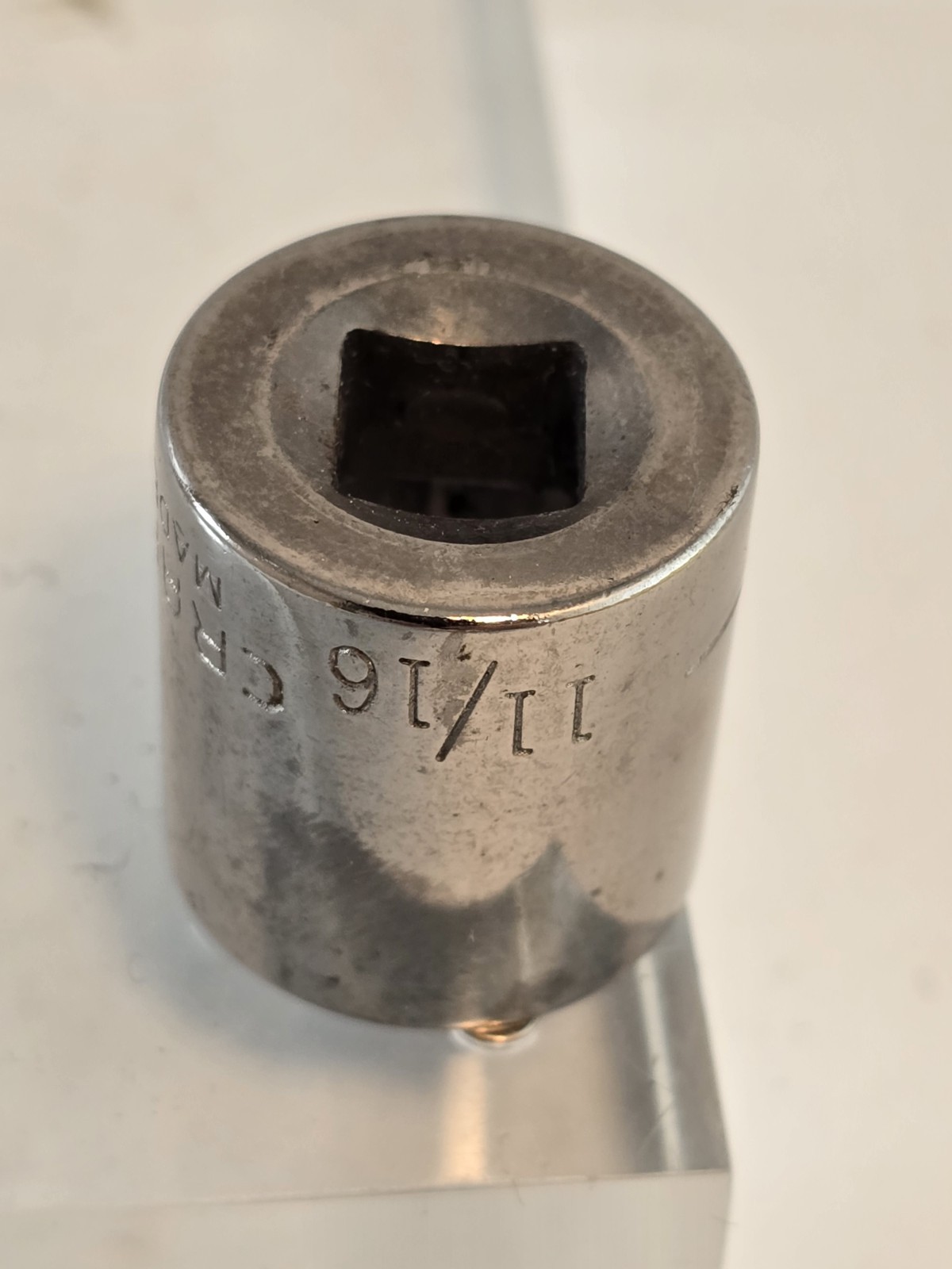 Craftsman USA 11/16” 12 Point 3/8″ Drive Shallow Socket 44336 Inverted G1